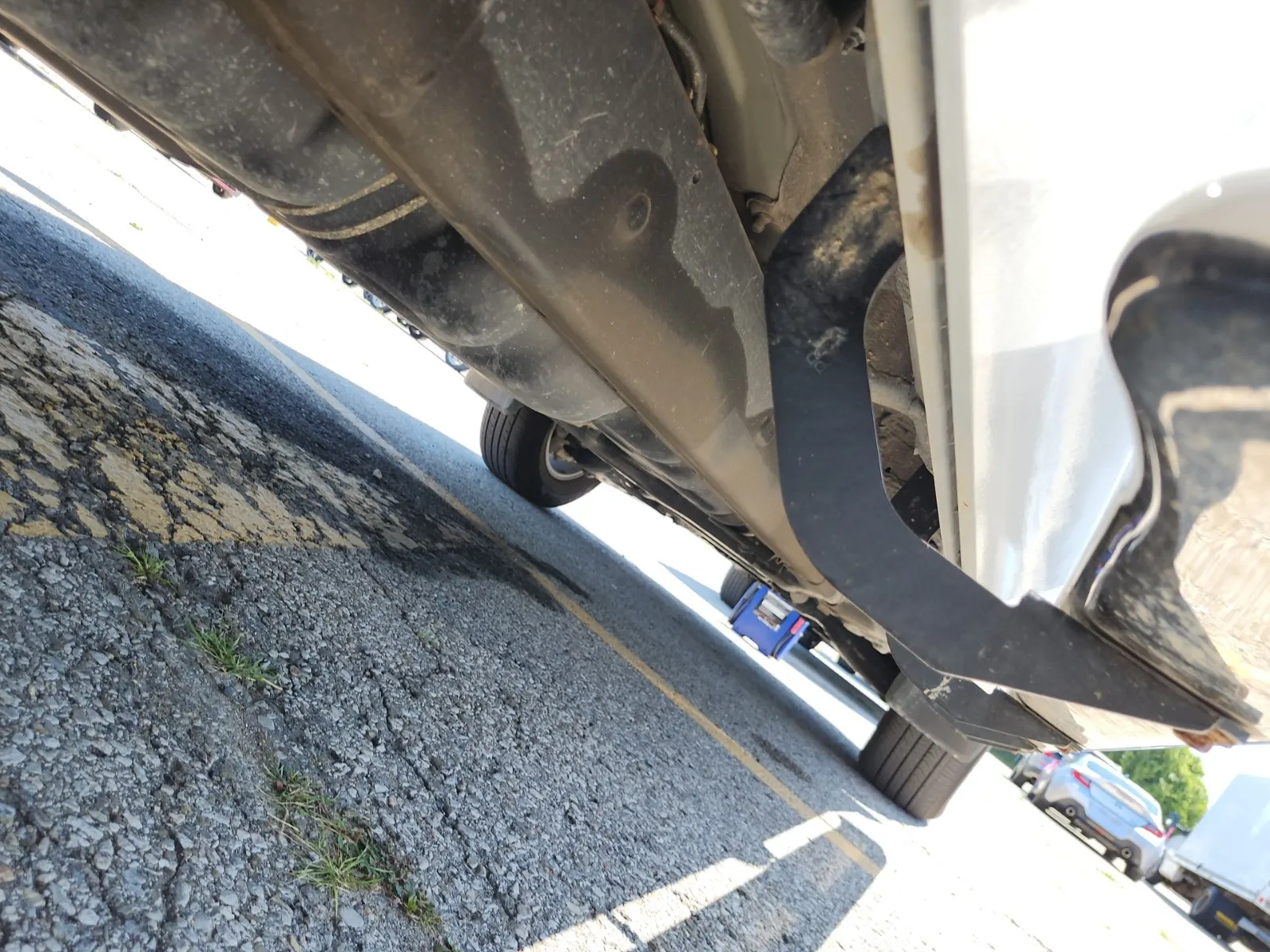 Undercarriage - Passenger Photo
