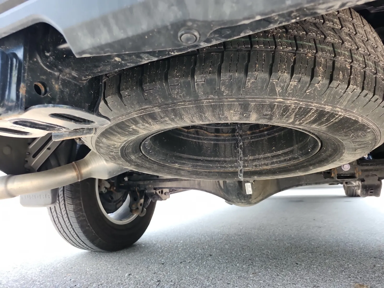 Spare Tire & Wheel Photo