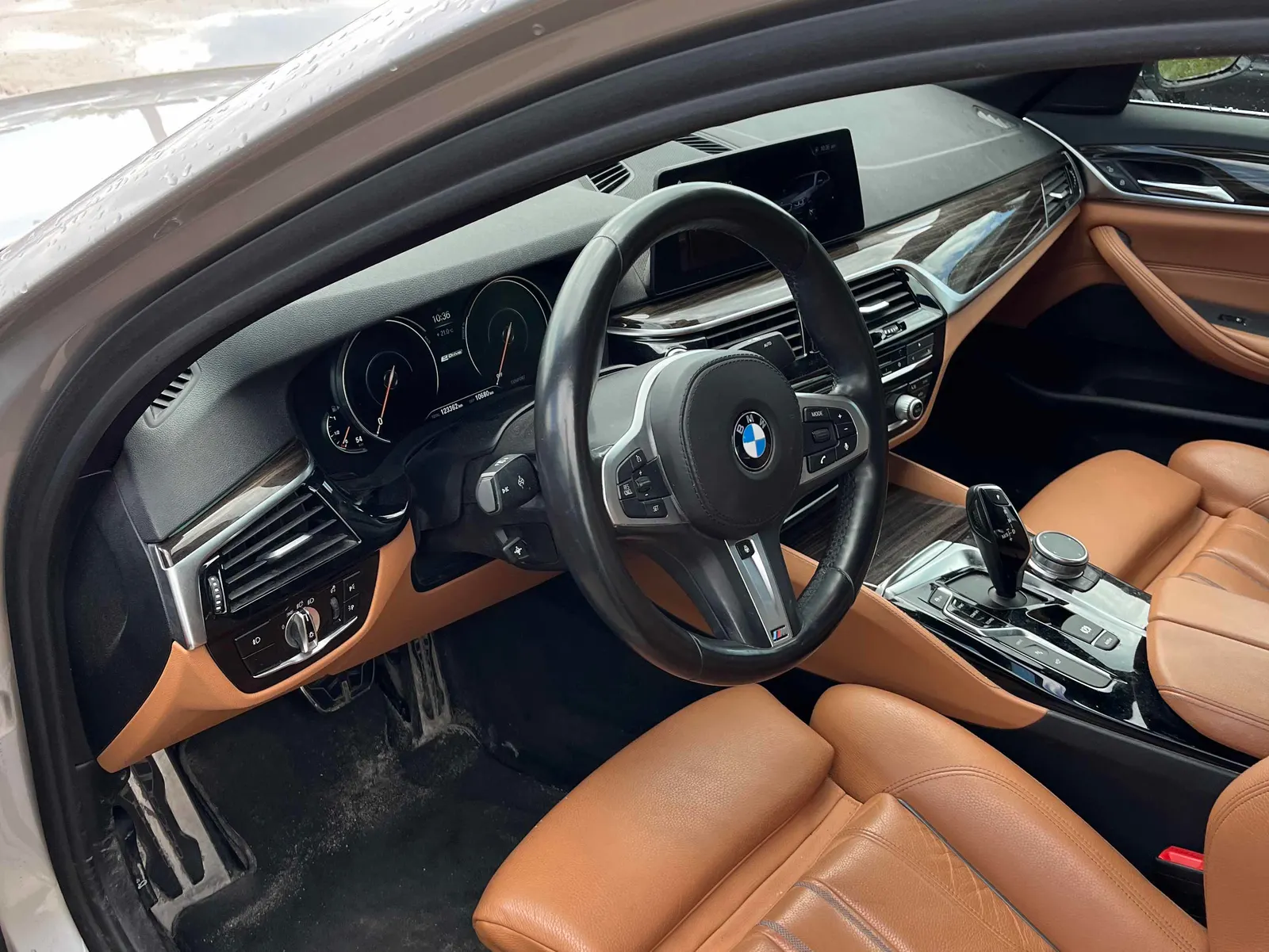 Interior driver side