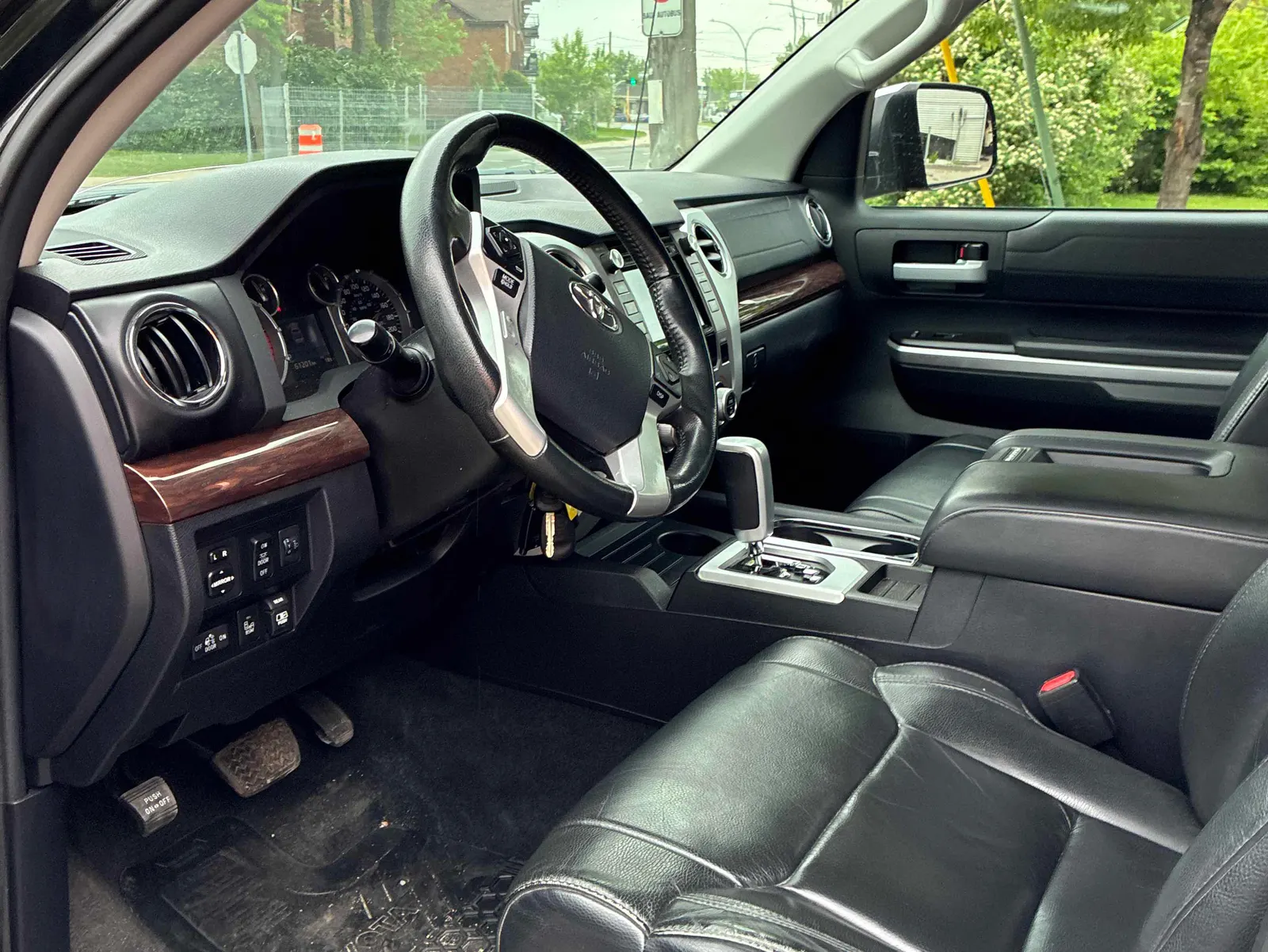 Interior driver side