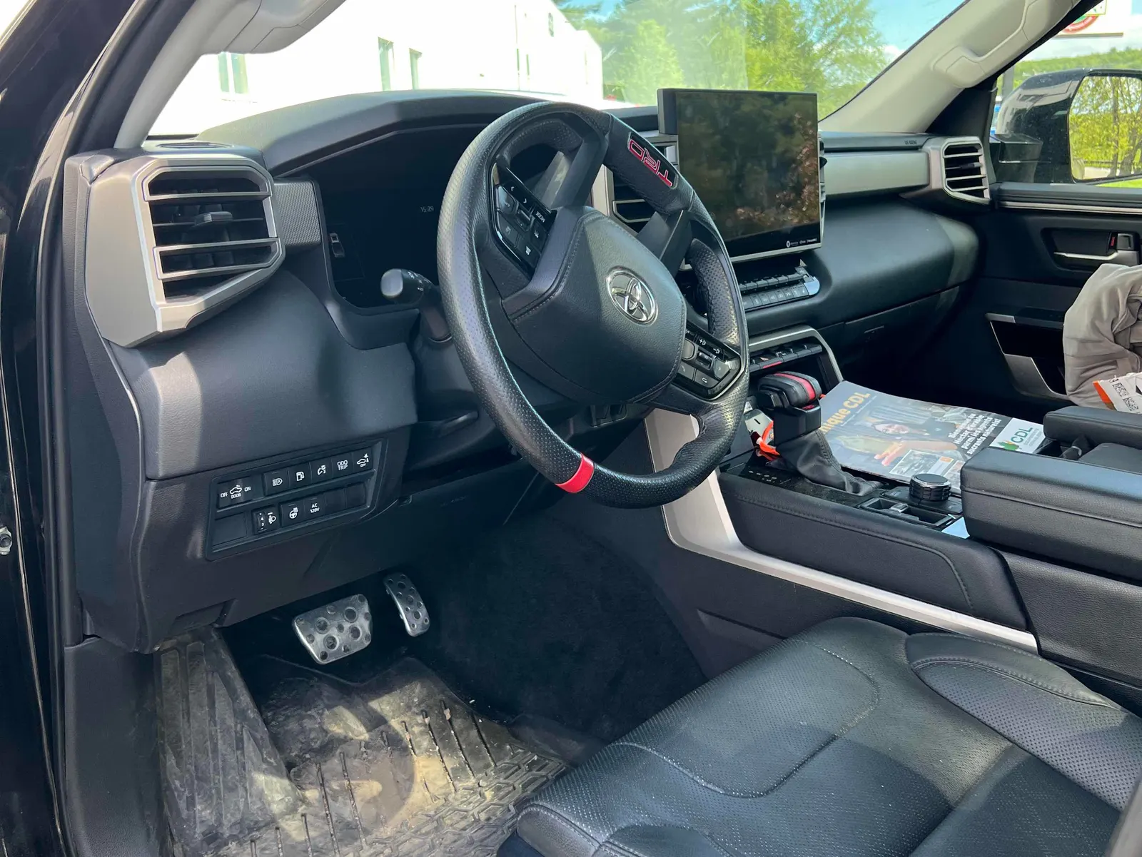 Interior driver side