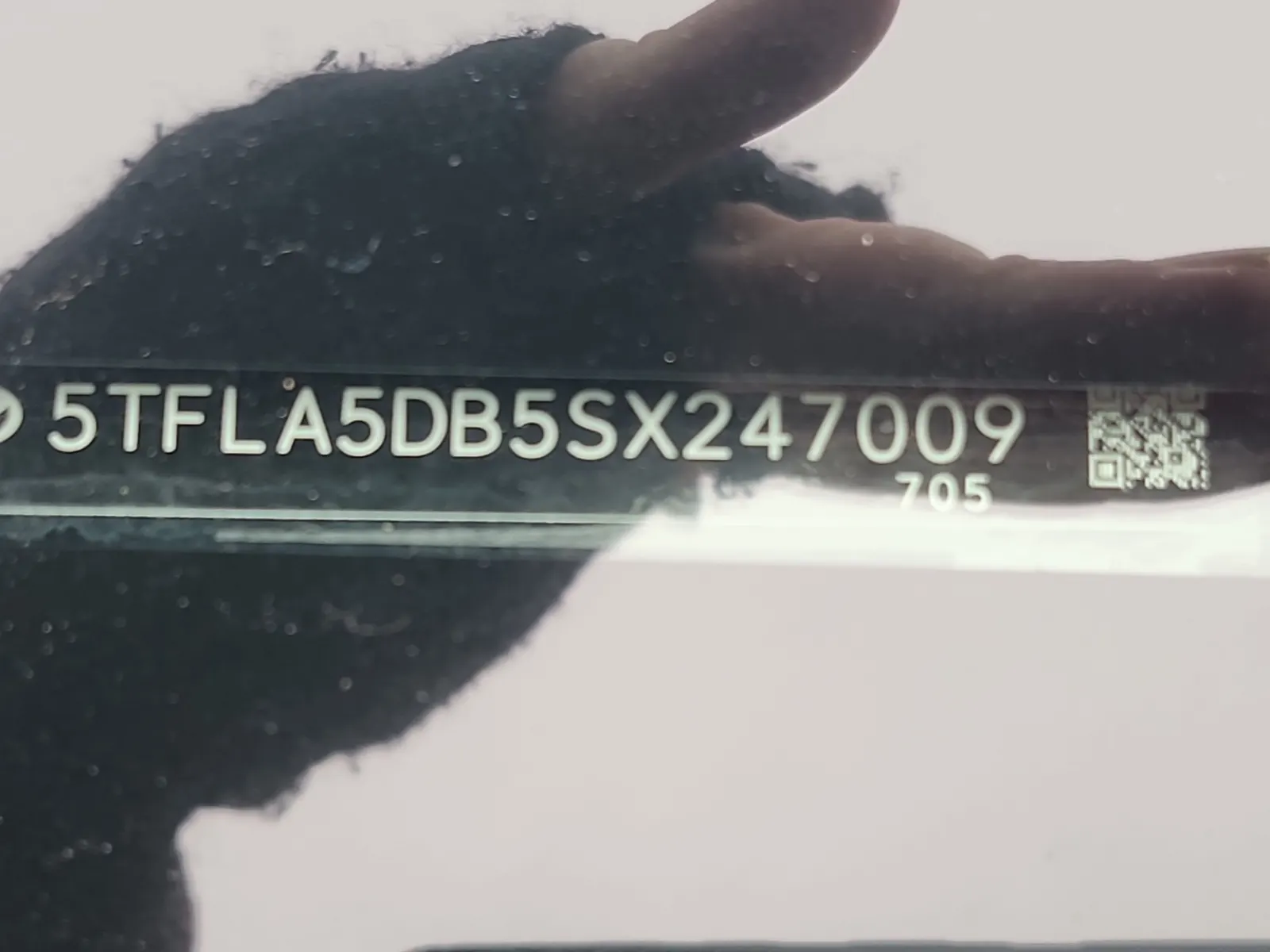 Dash VIN Plate Photo