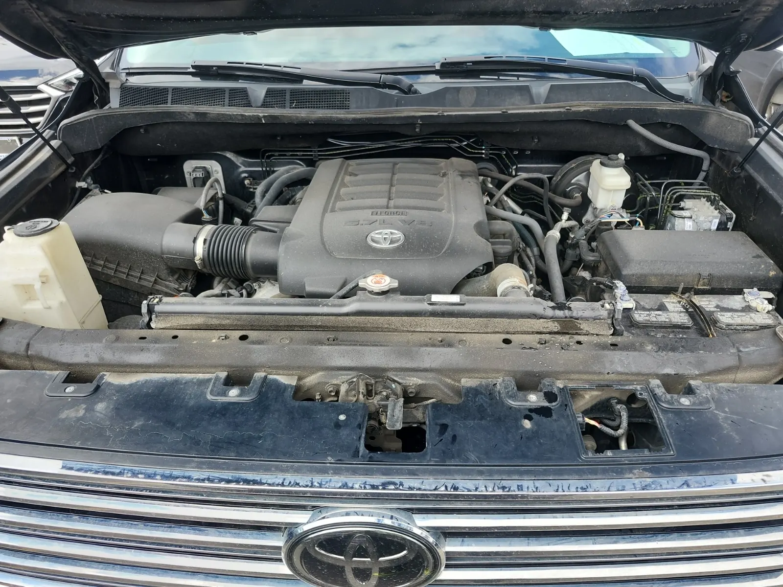 Engine Photo