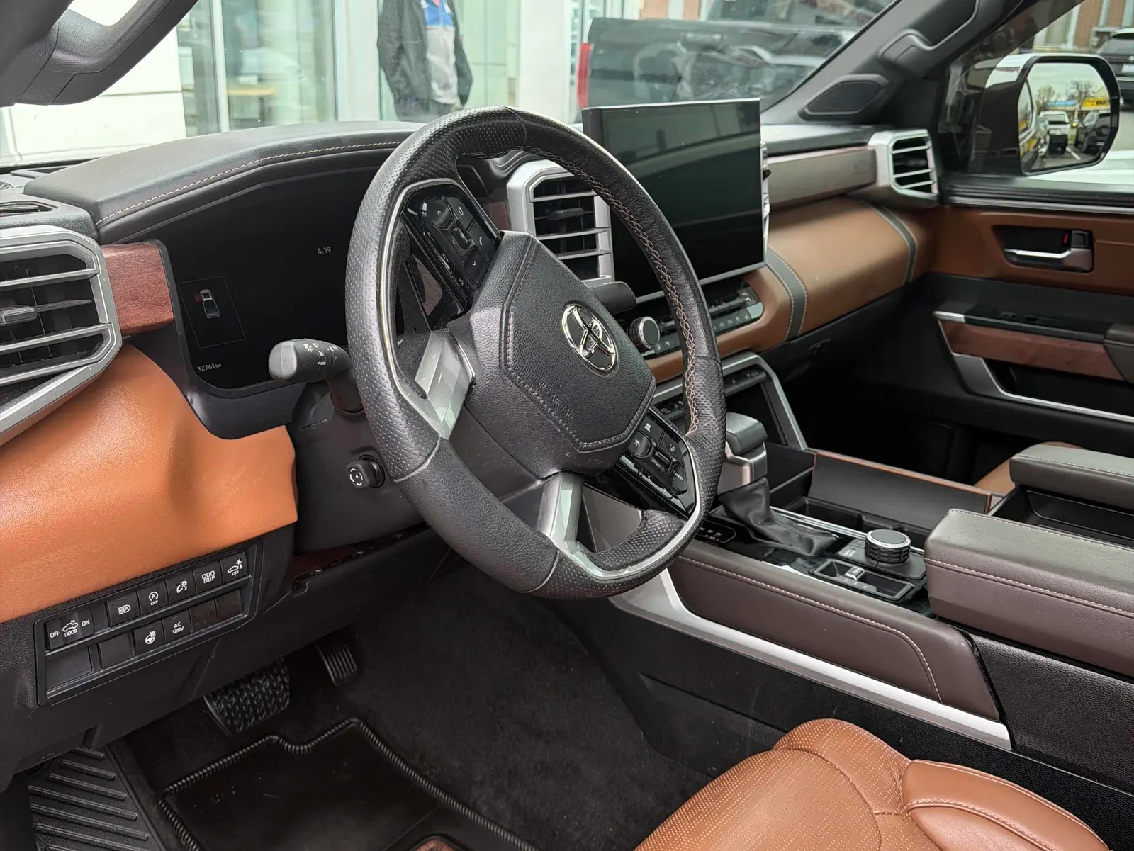 Interior driver side