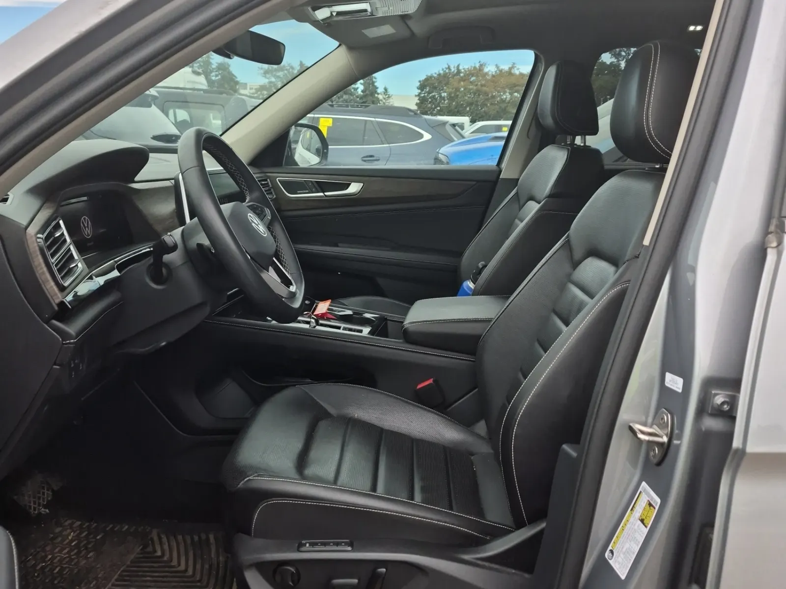 Front Interior Photo