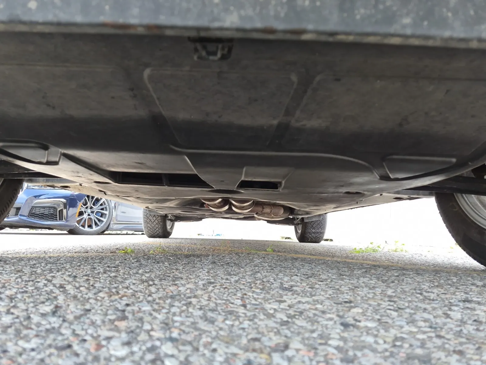 Undercarriage - Front Photo
