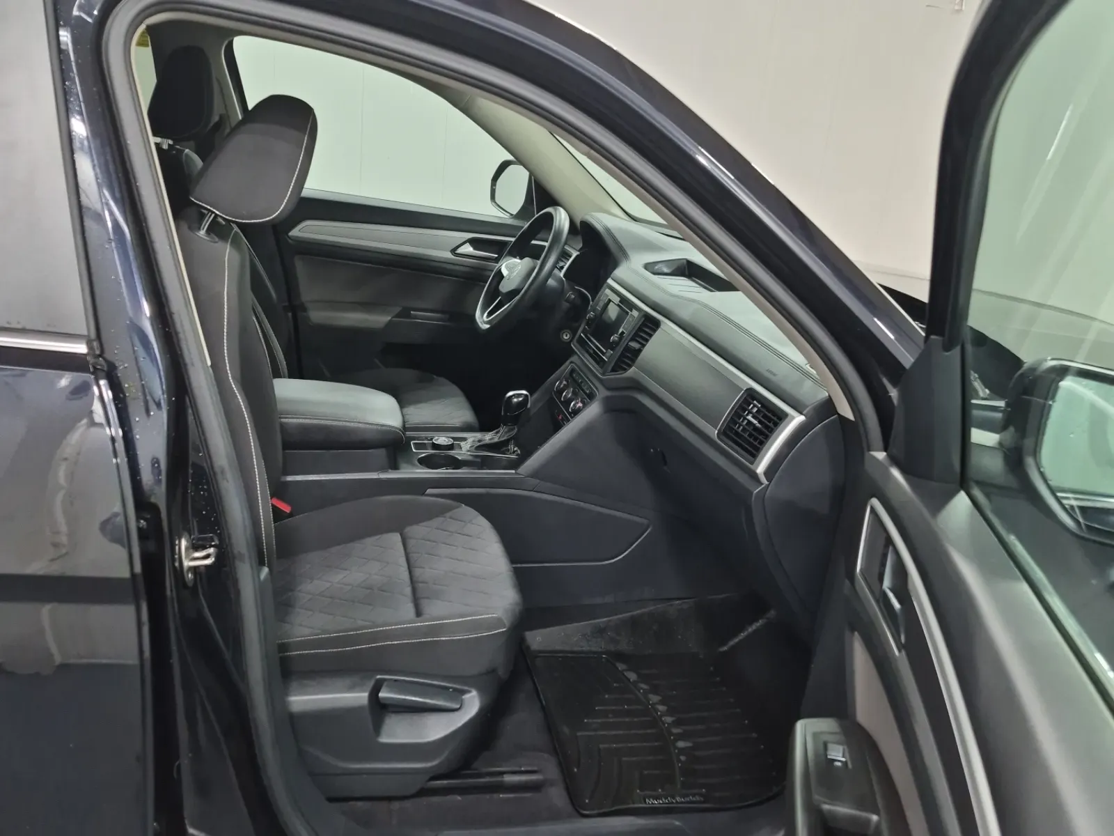 Right Side Interior Photo
