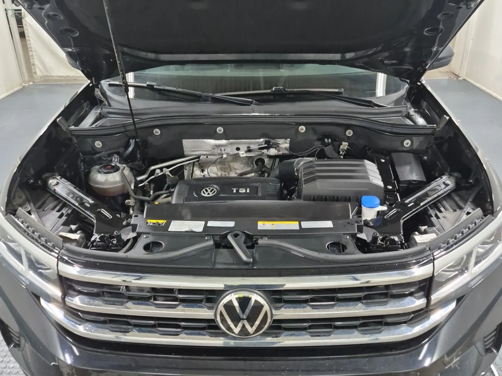 Engine Photo
