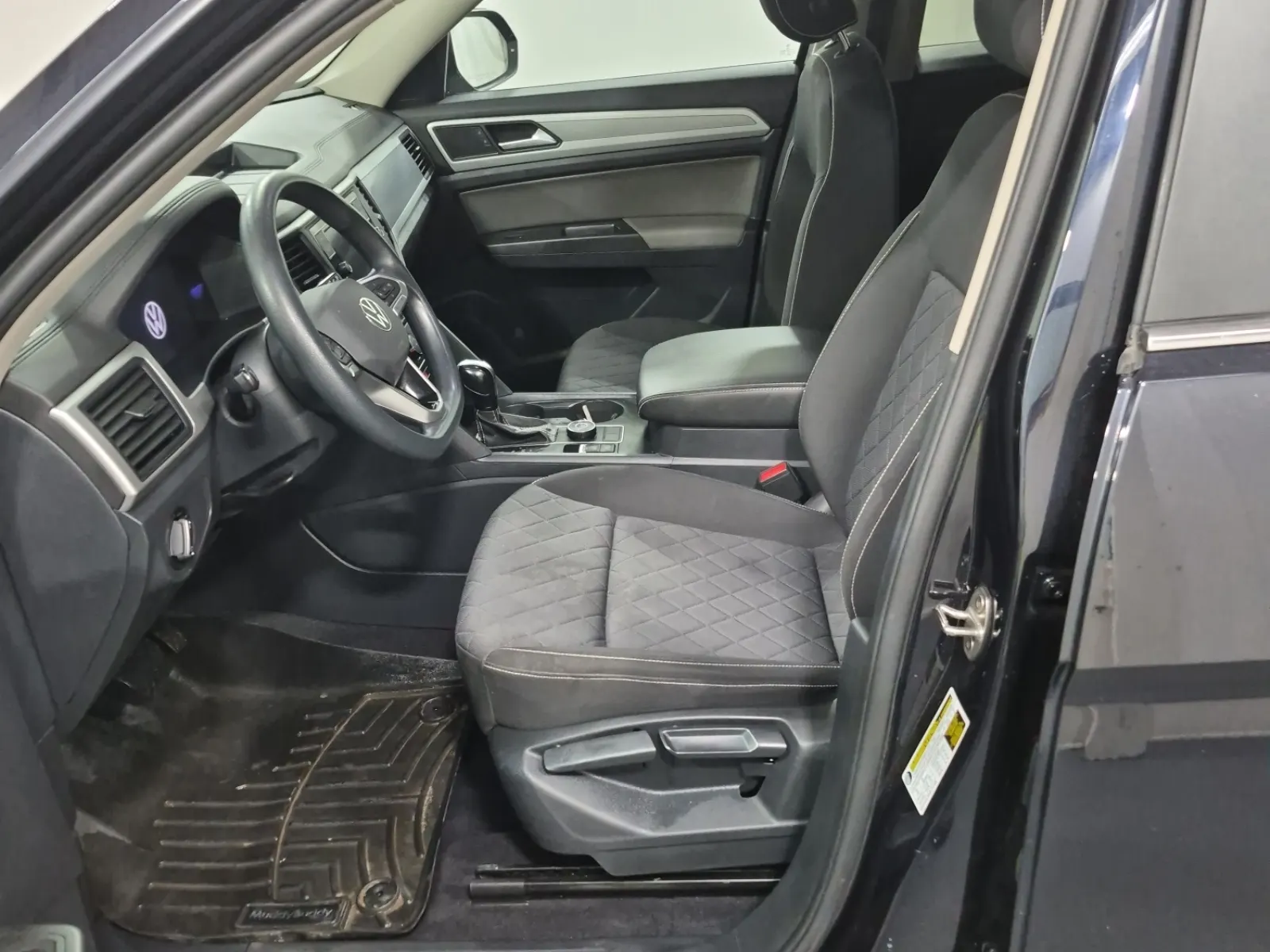 Front Interior Photo