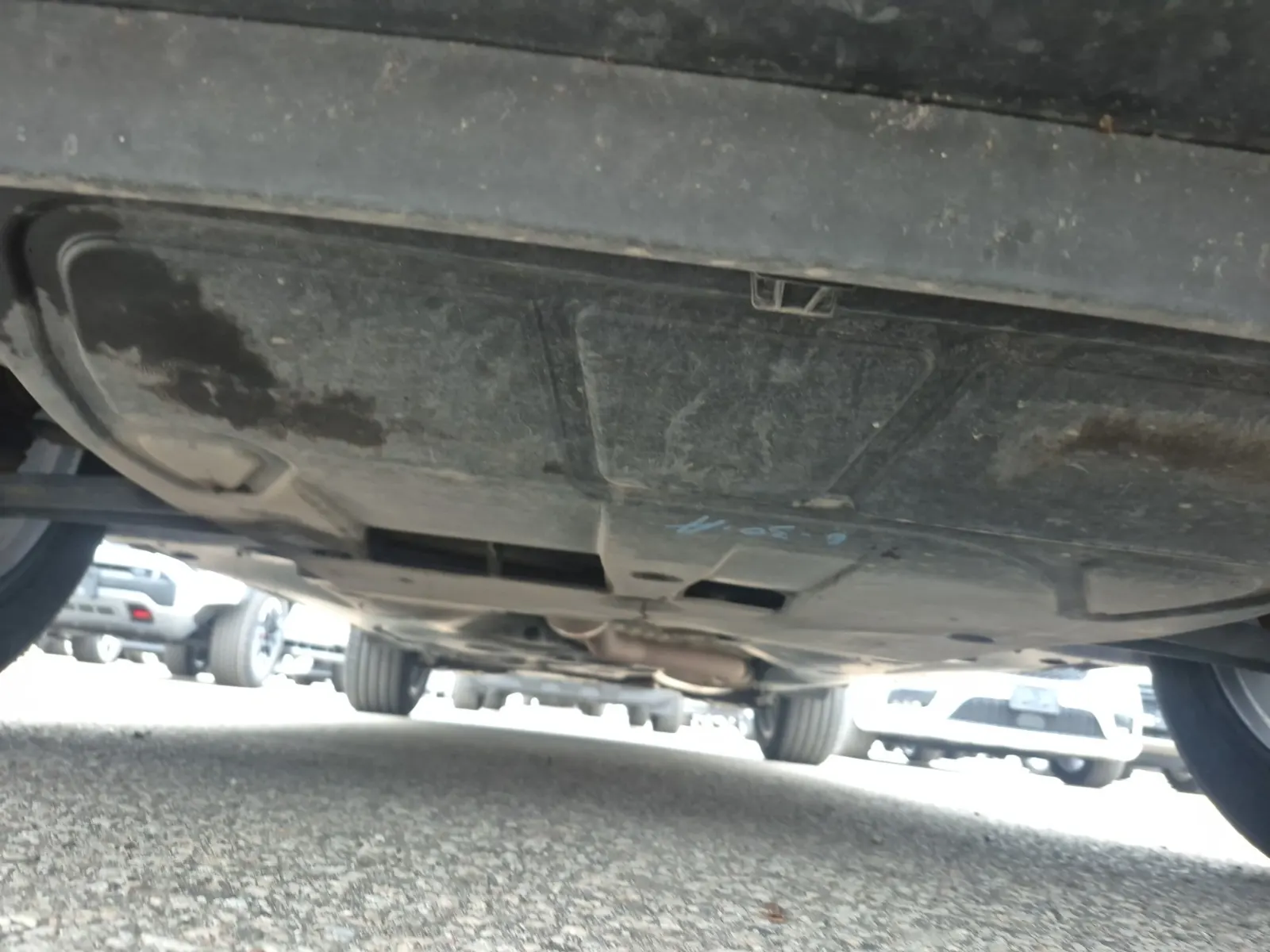 Undercarriage - Front Photo