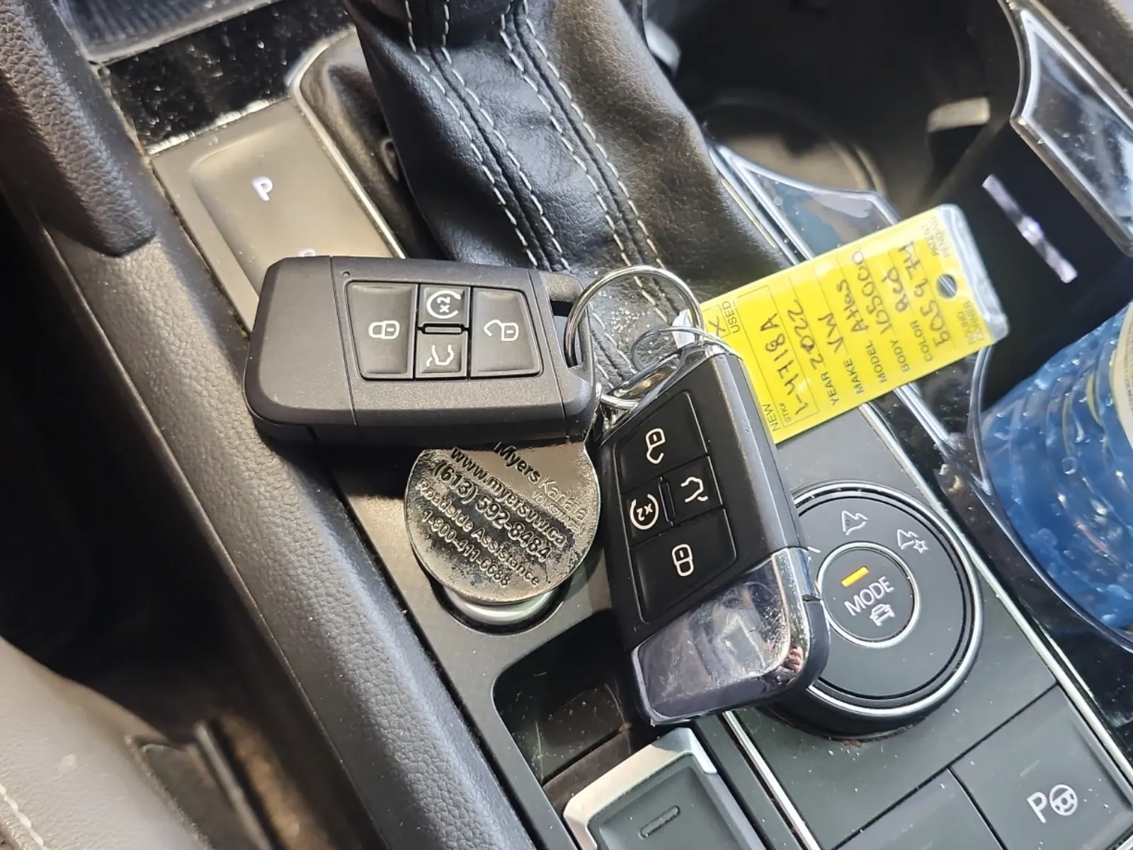 Keys/Fobs/Manual Photo