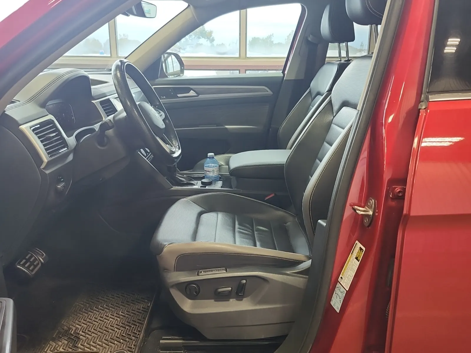 Front Interior Photo