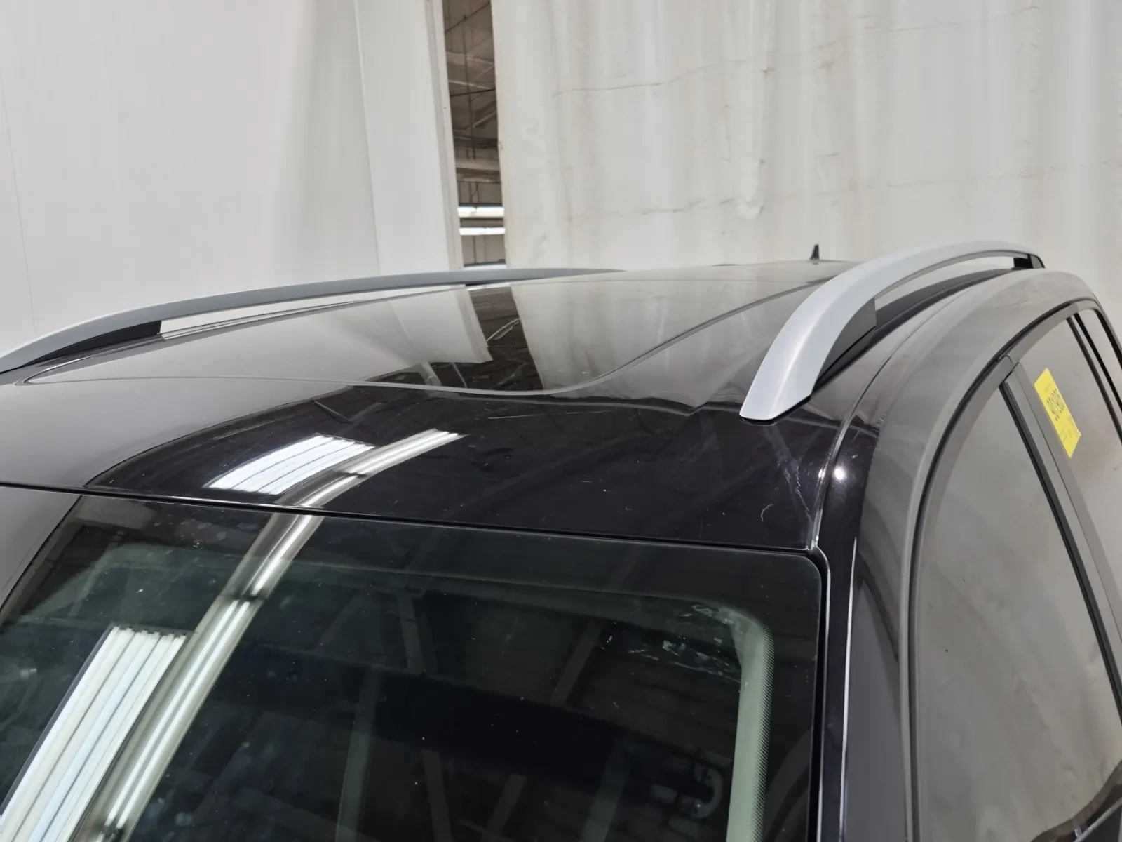Exterior Roof Photo