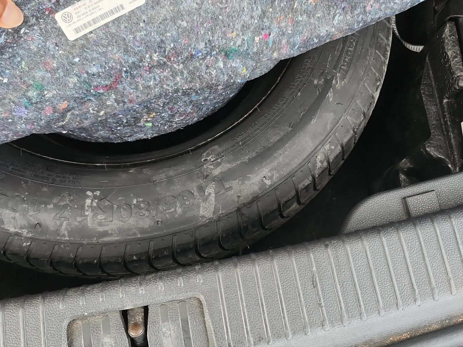Spare Tire & Wheel Photo