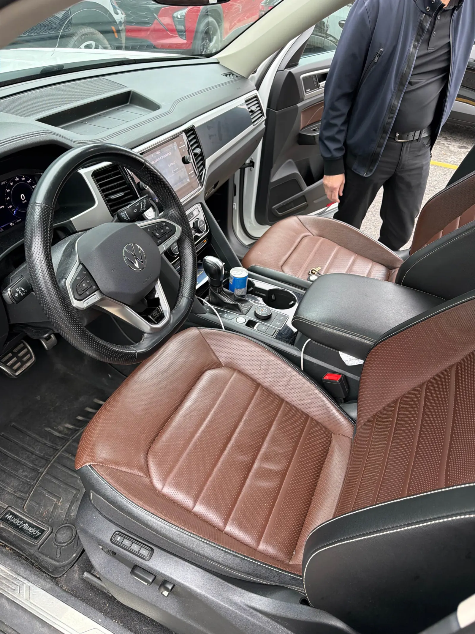 Interior driver side