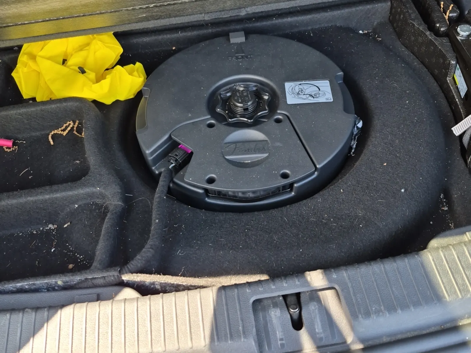 Spare Tire & Wheel Photo