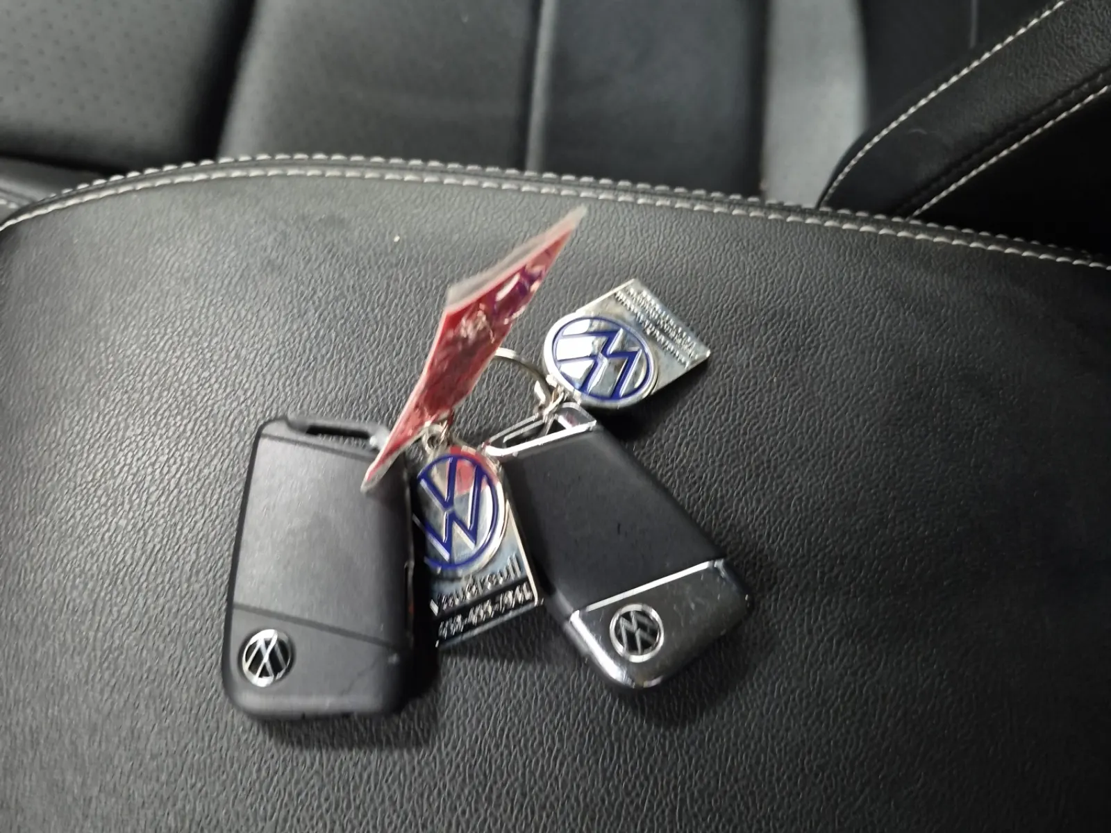 Keys/Fobs/Manual Photo