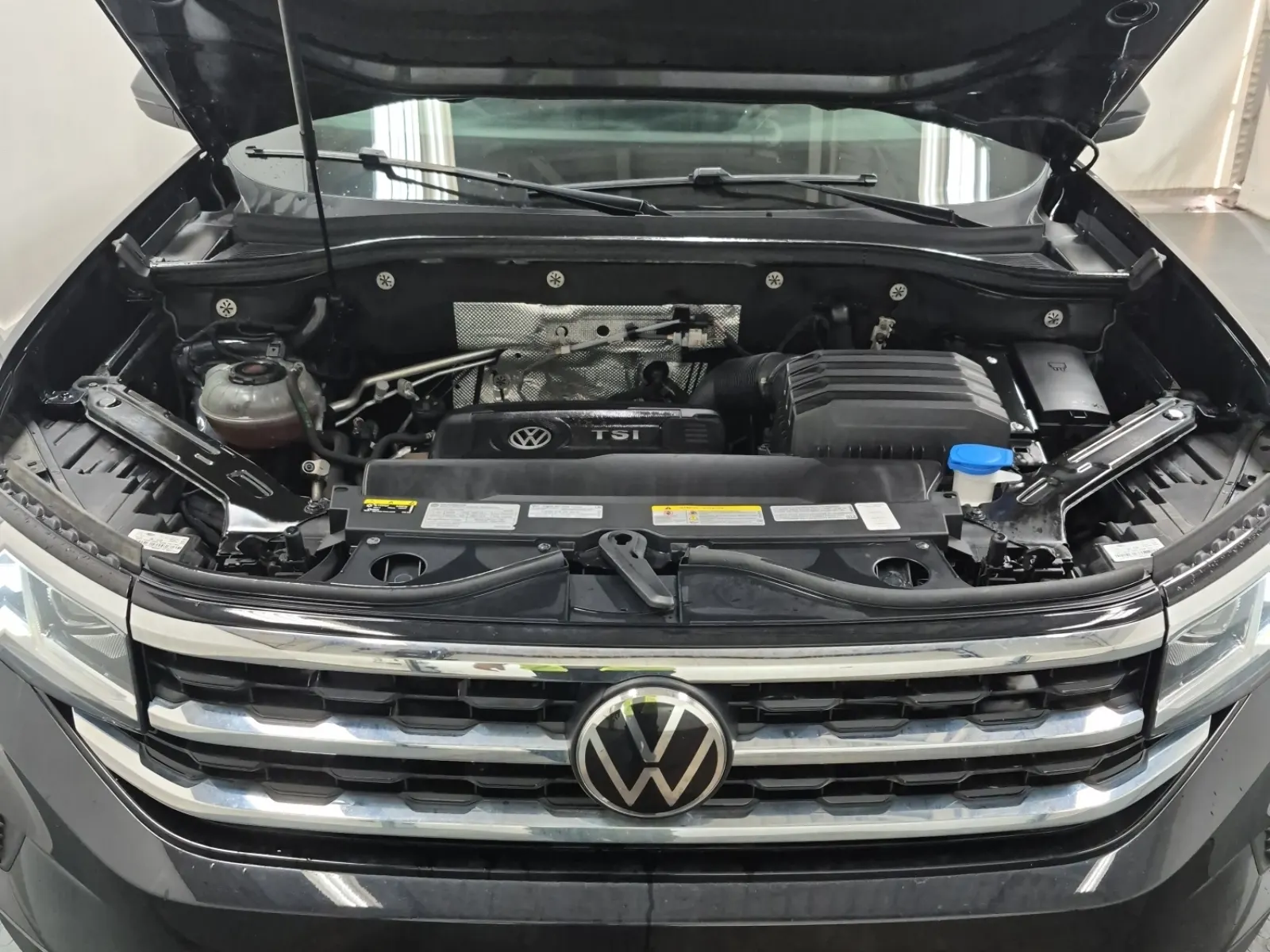 Engine Photo