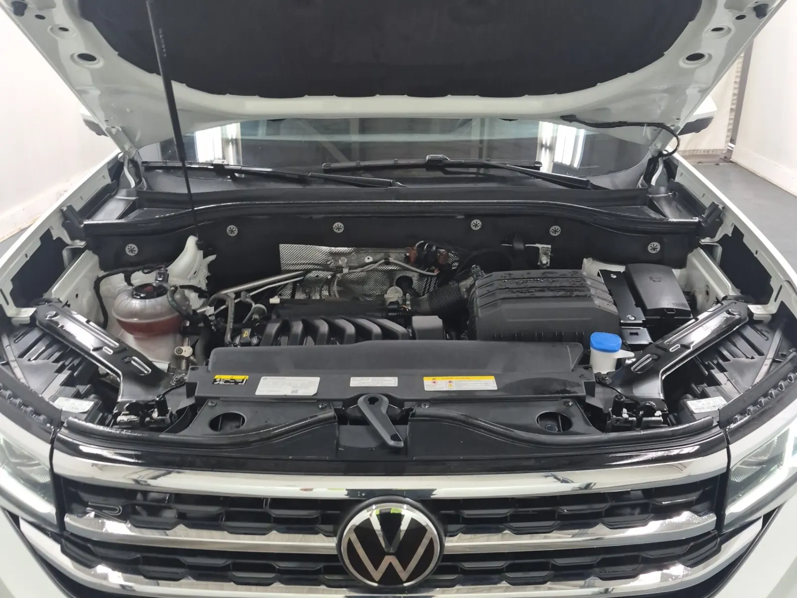 Engine Photo