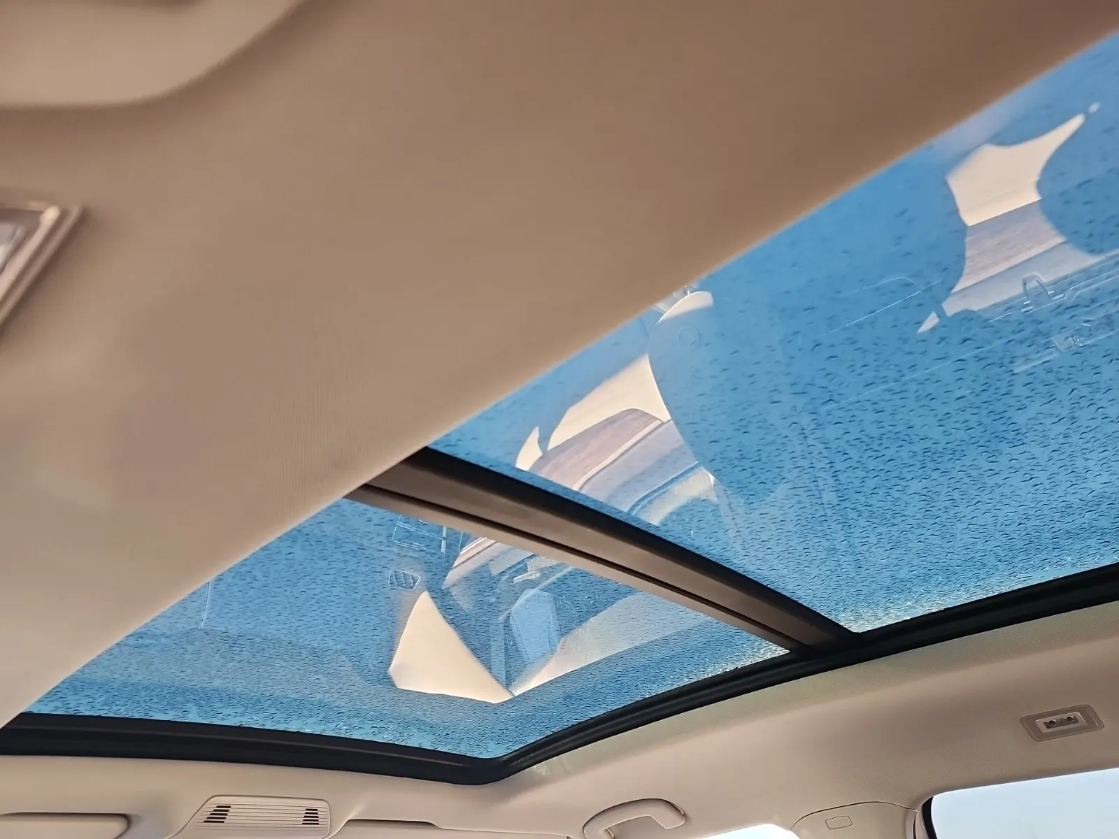 Interior Roof Photo