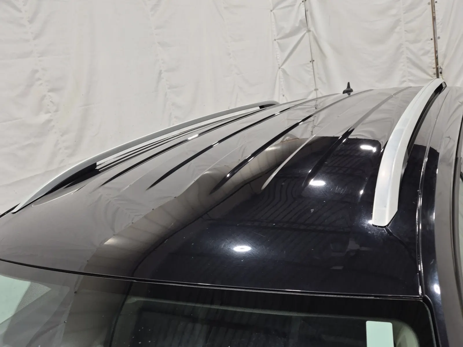 Exterior Roof Photo