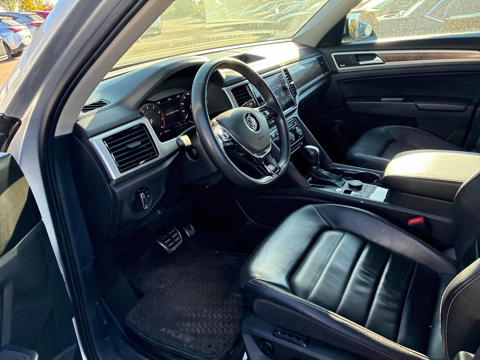Interior driver side