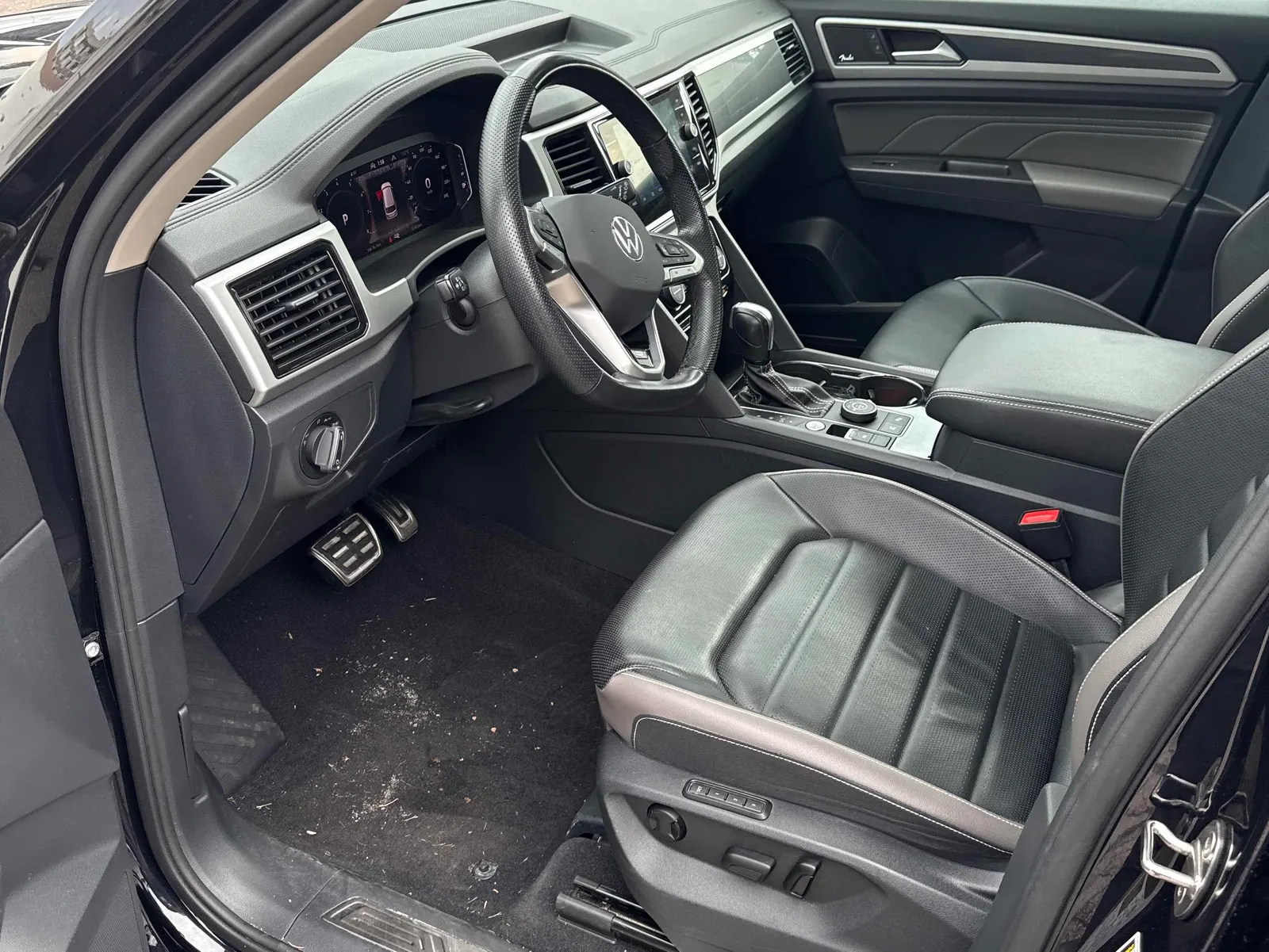 Interior driver side