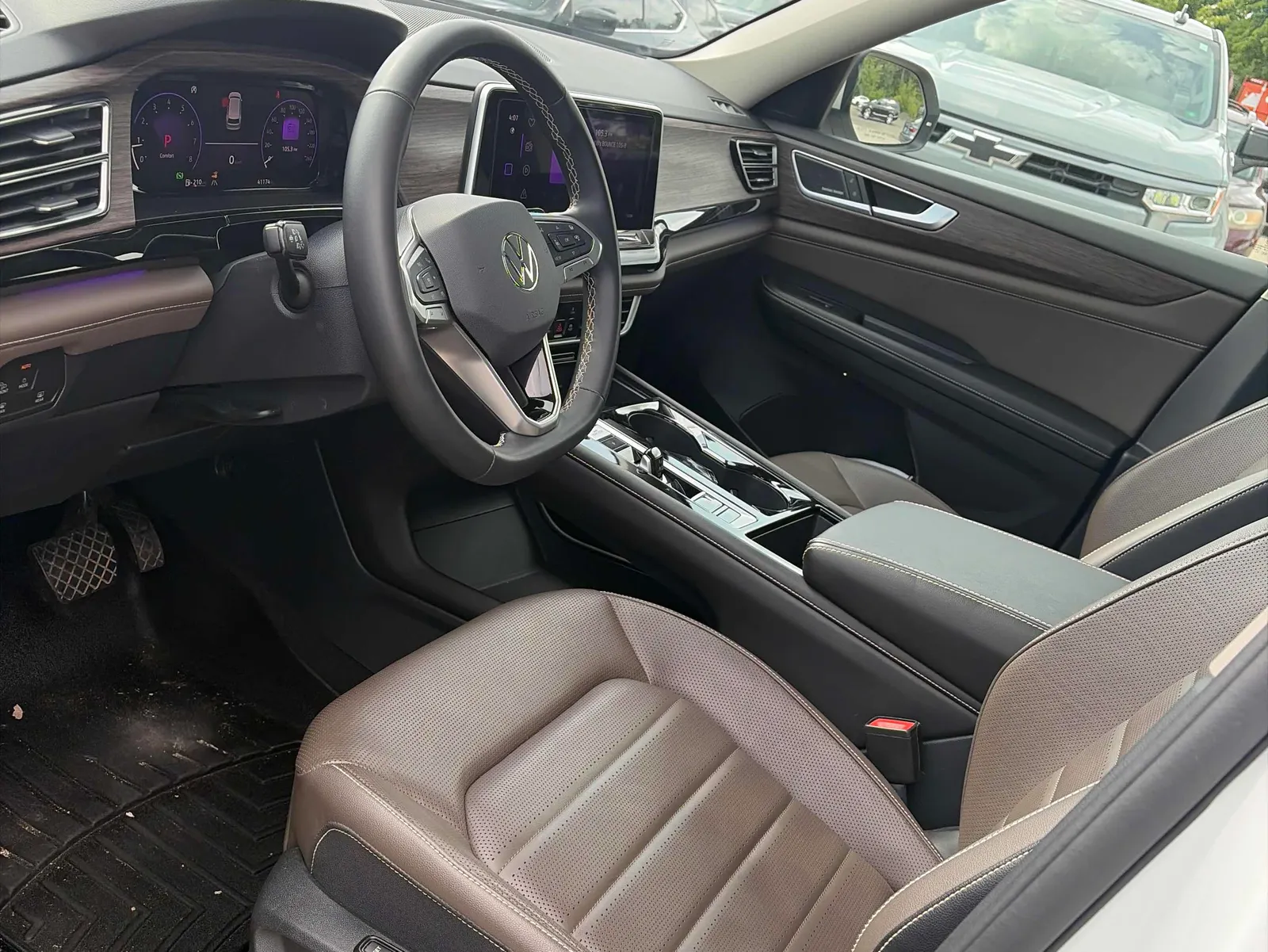 Interior driver side
