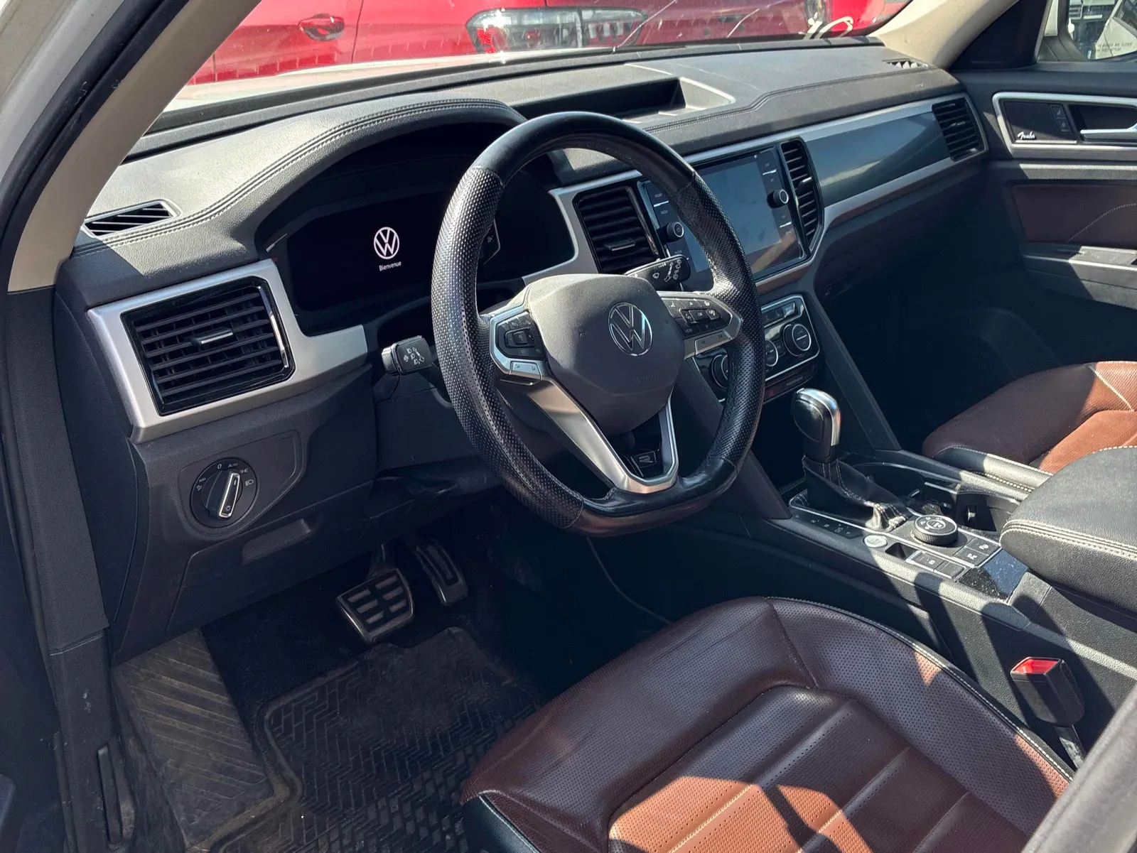 Interior driver side