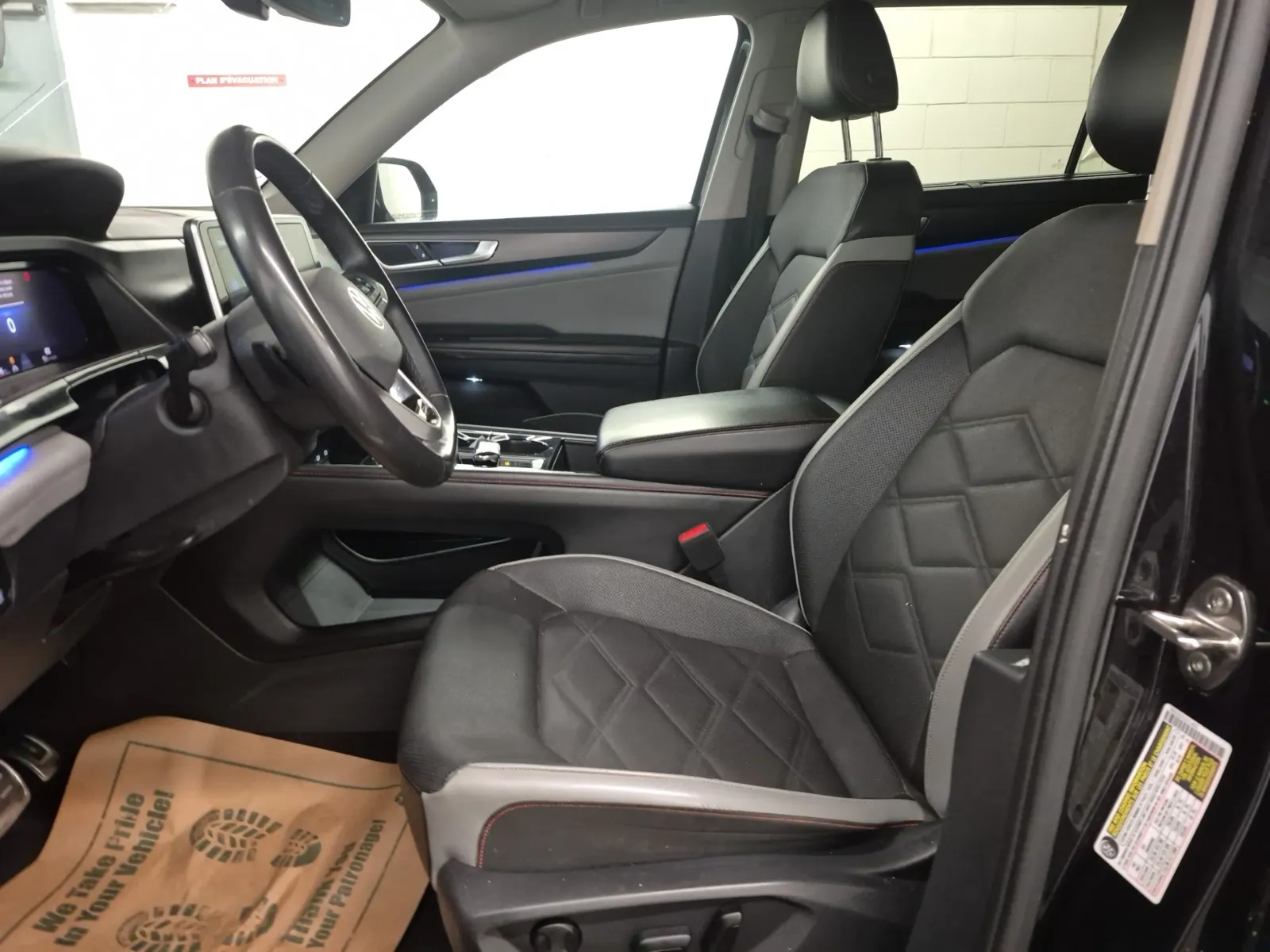Interior driver side