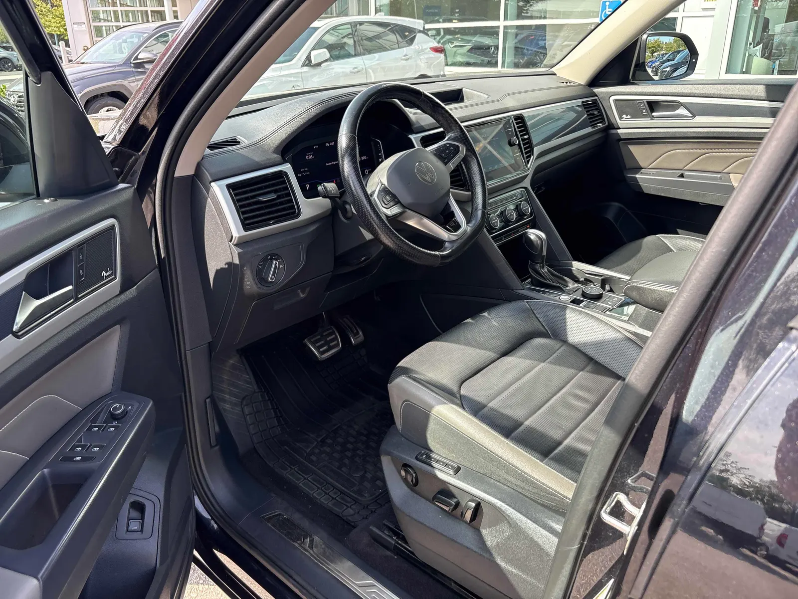 Interior driver side