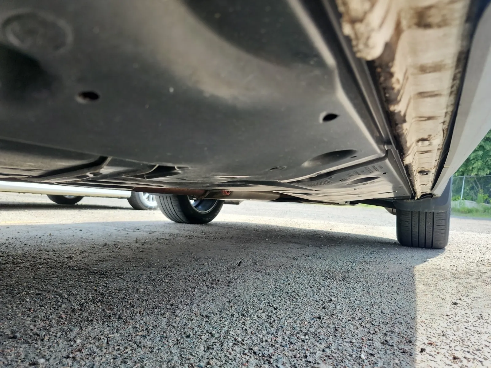 Undercarriage - Passenger Photo