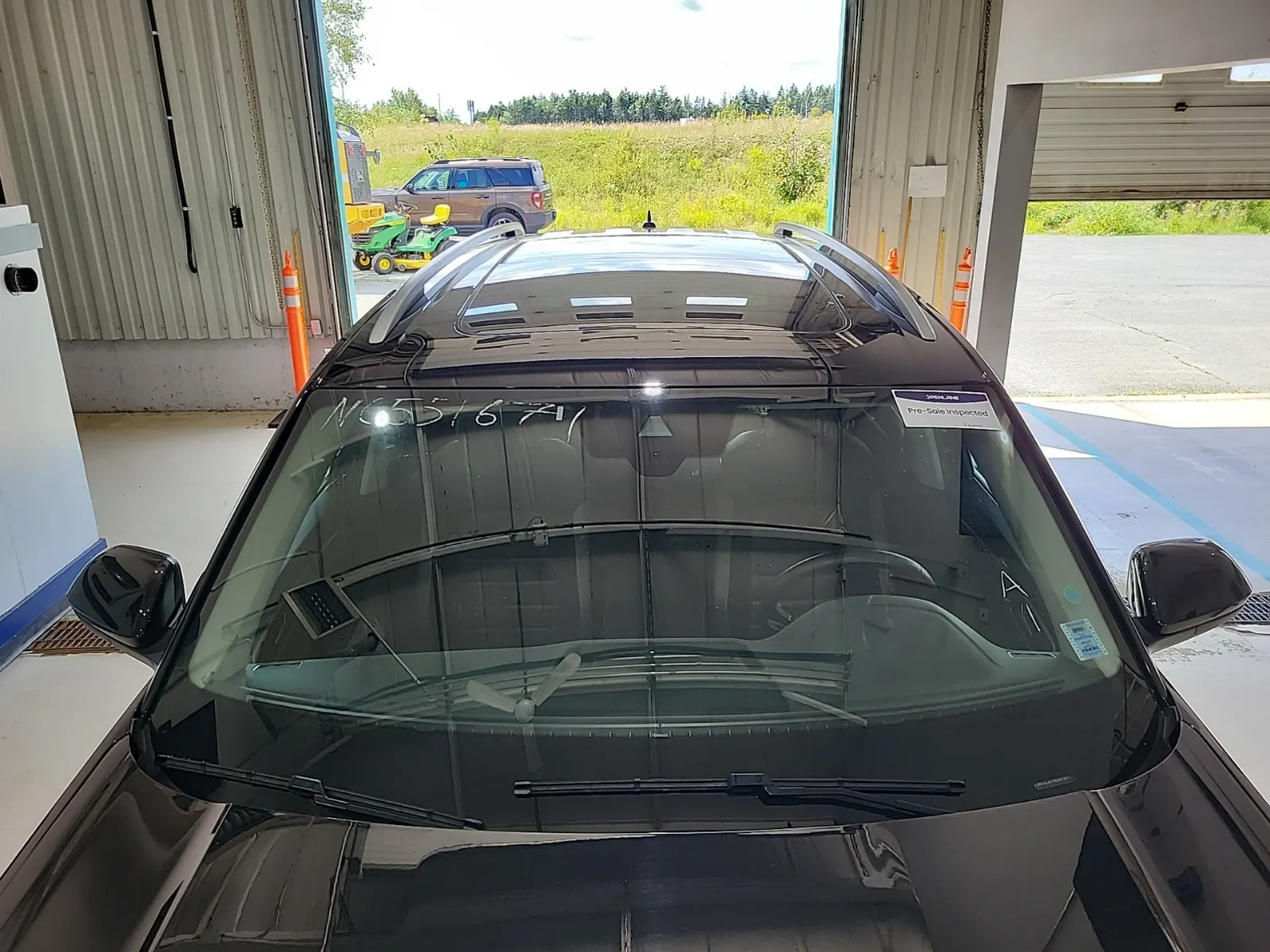 Exterior Roof Photo