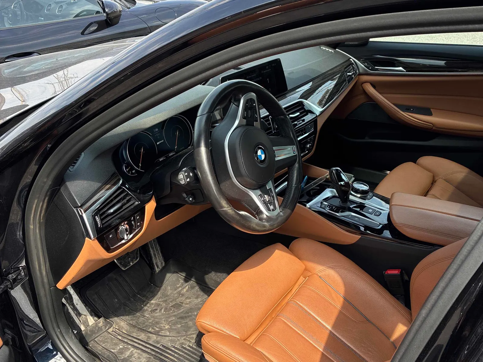 Interior driver side