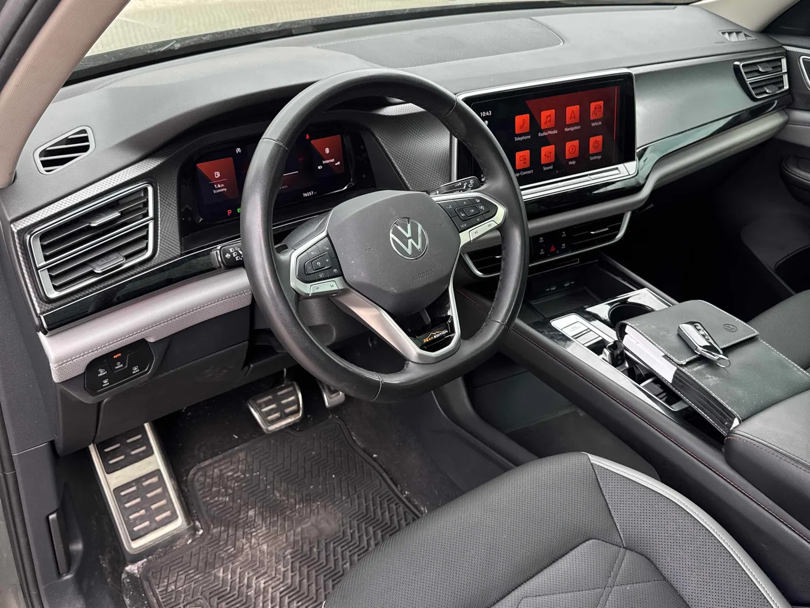Interior driver side