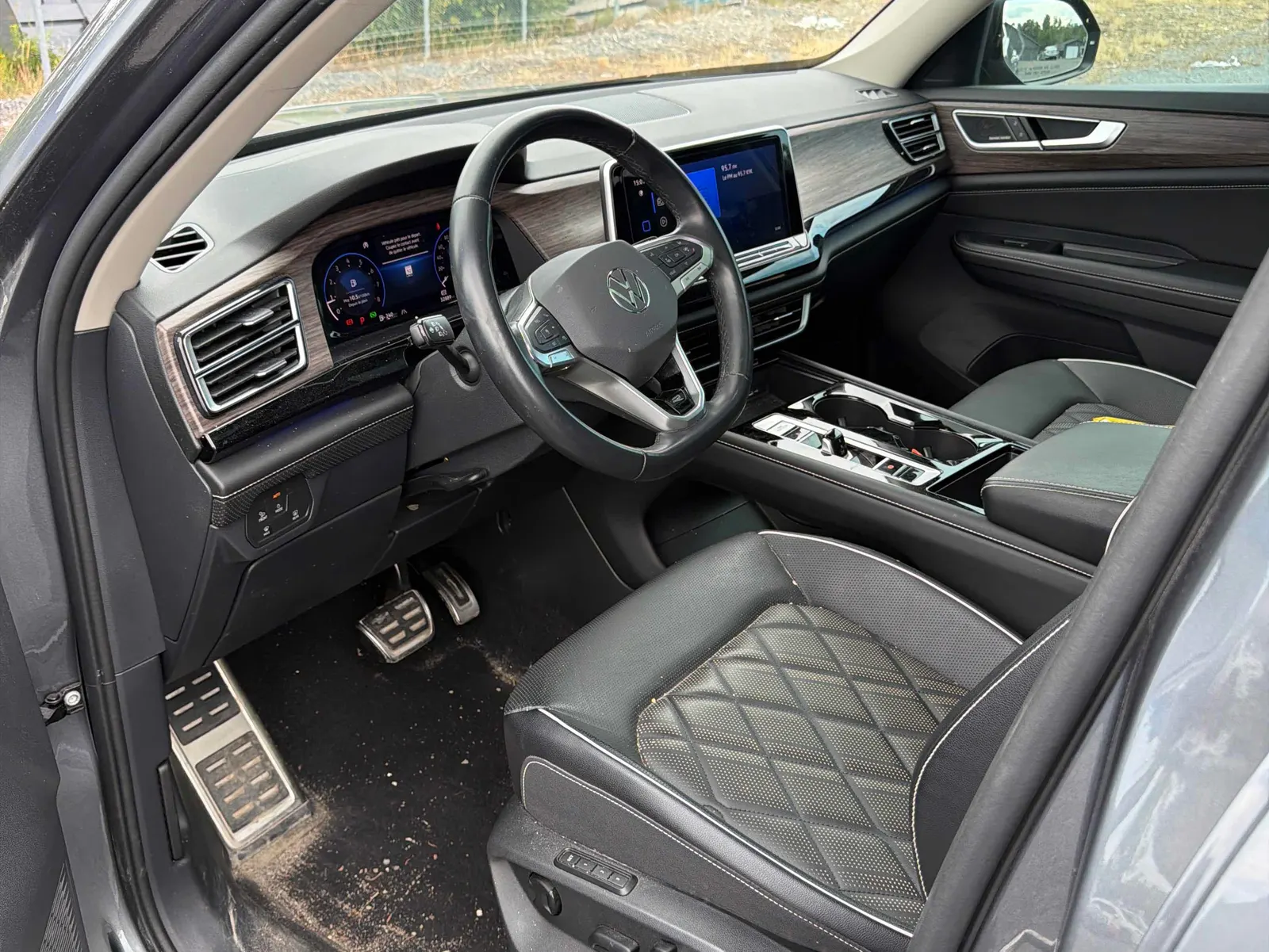 Interior driver side