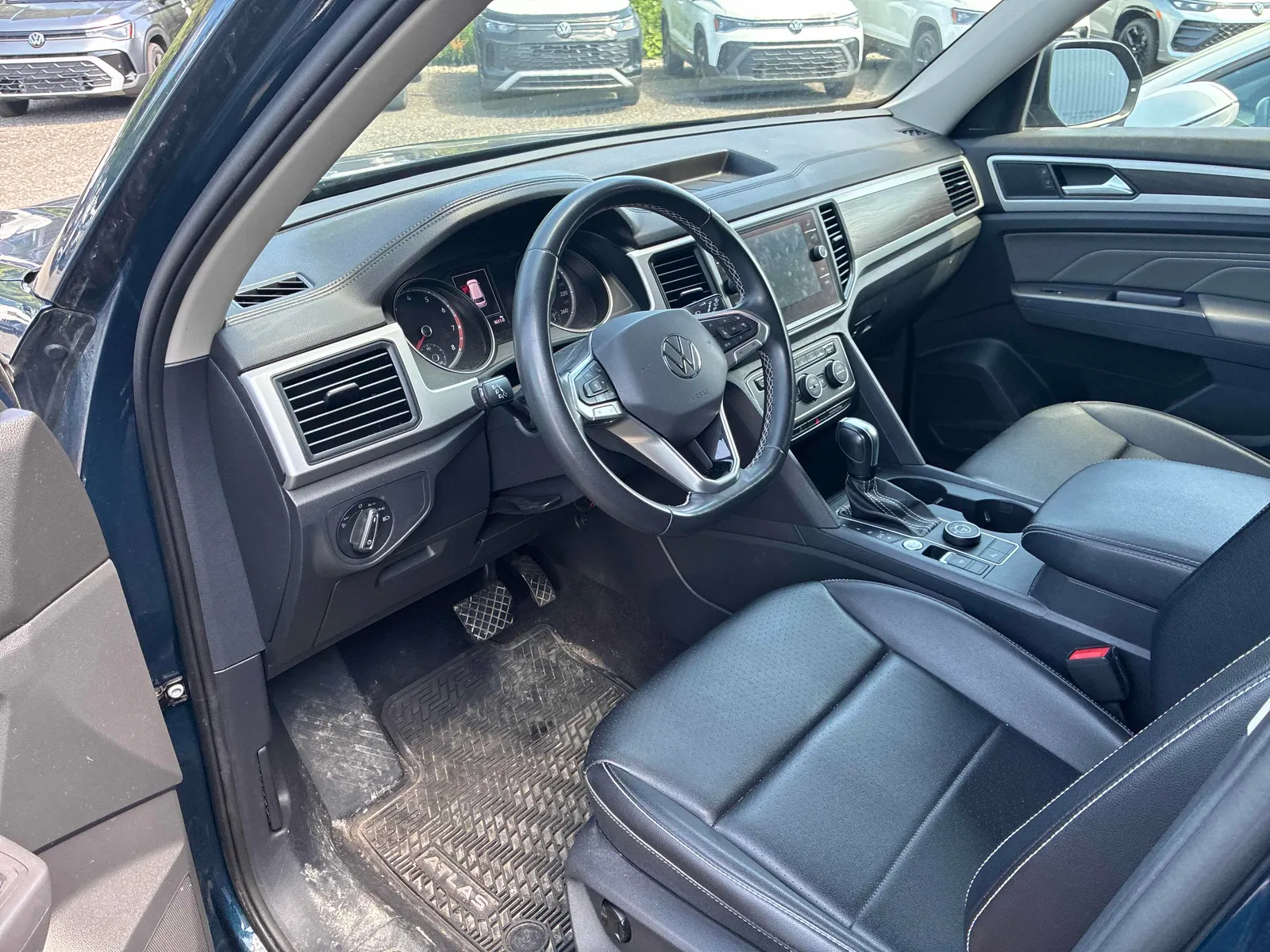 Interior driver side