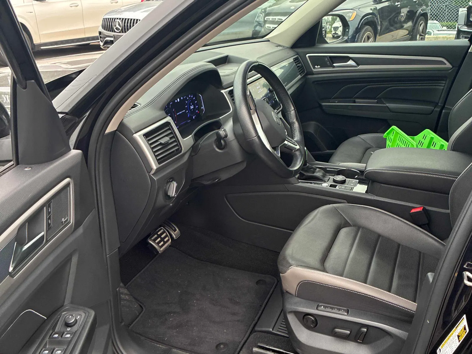 Interior driver side