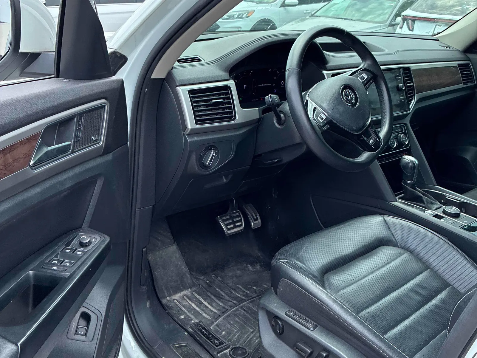 Interior driver side