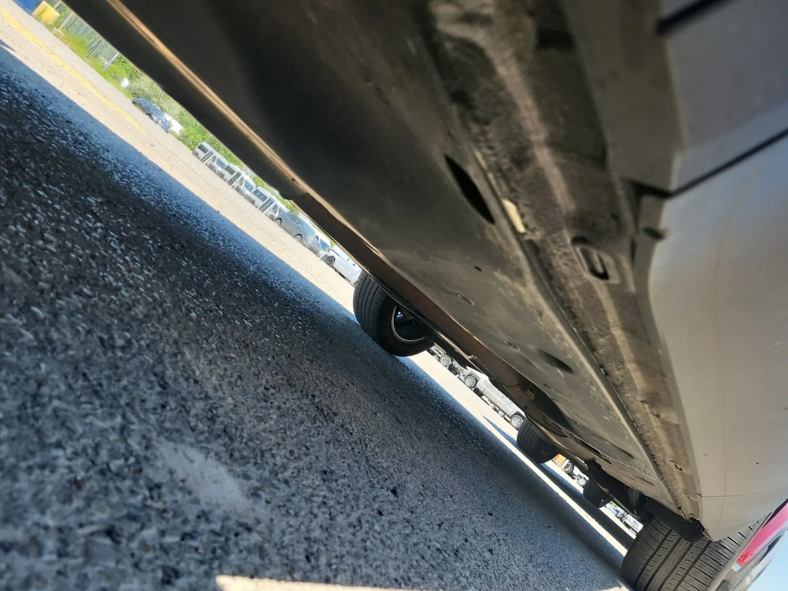 Undercarriage - Driver Photo