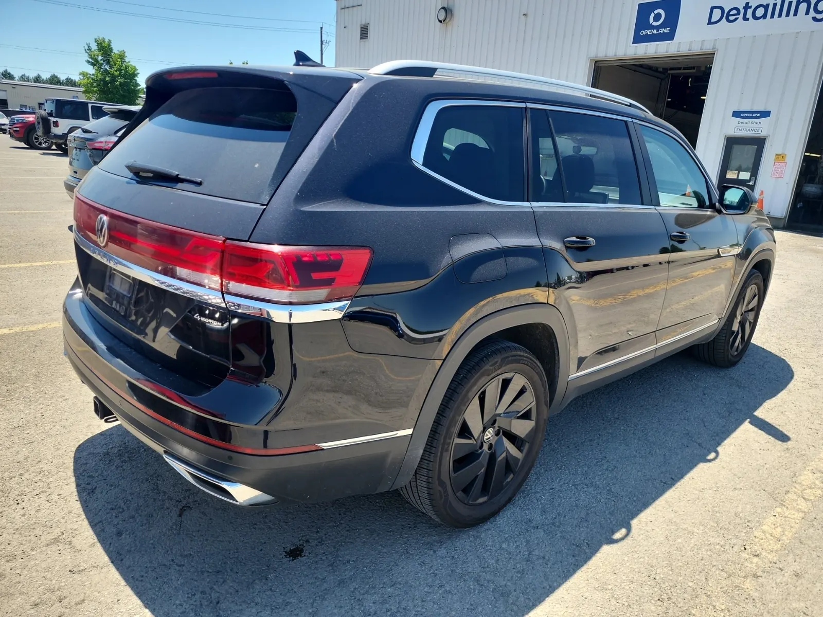 Passenger Rear 3/4 Photo