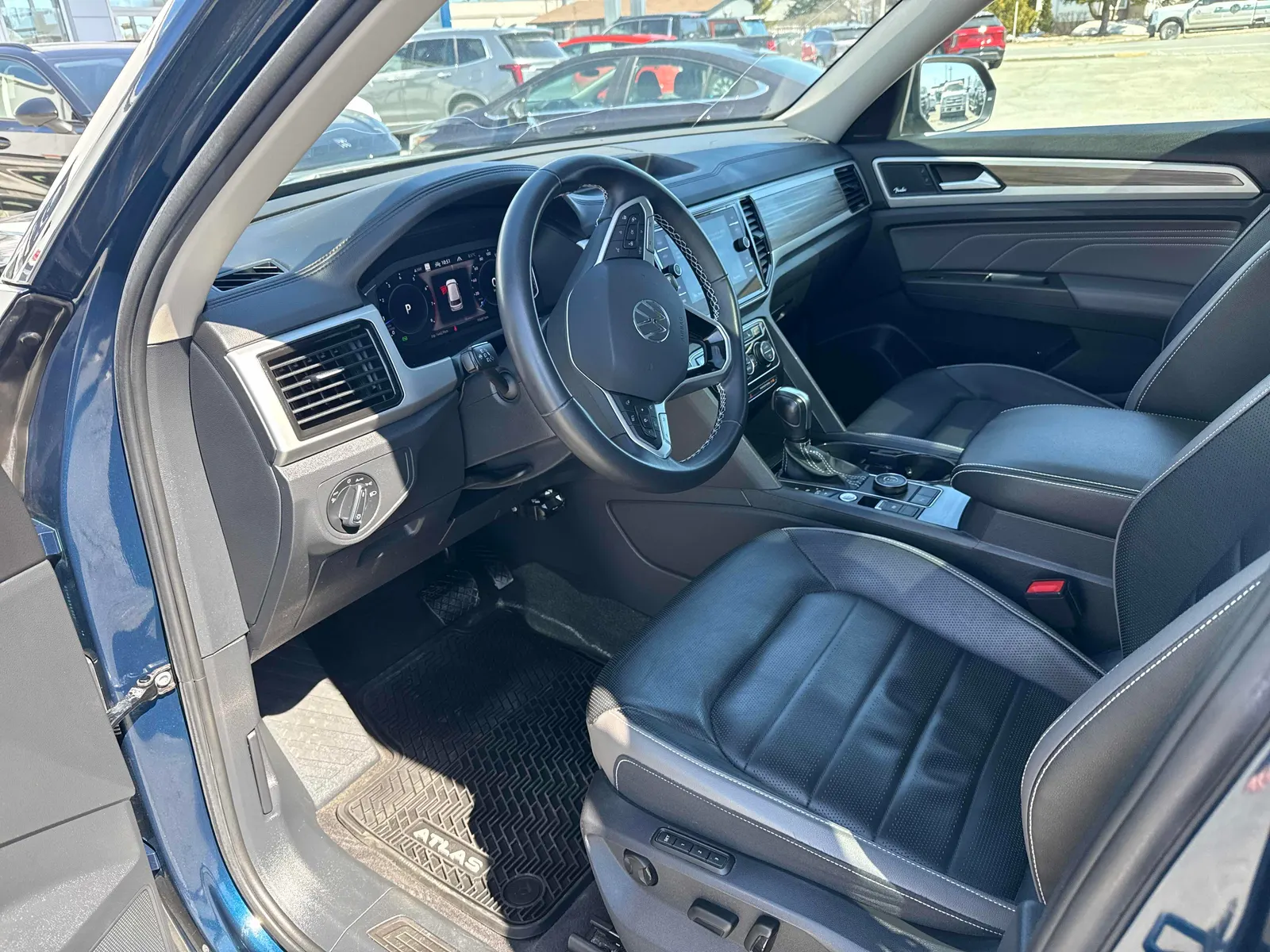 Interior driver side