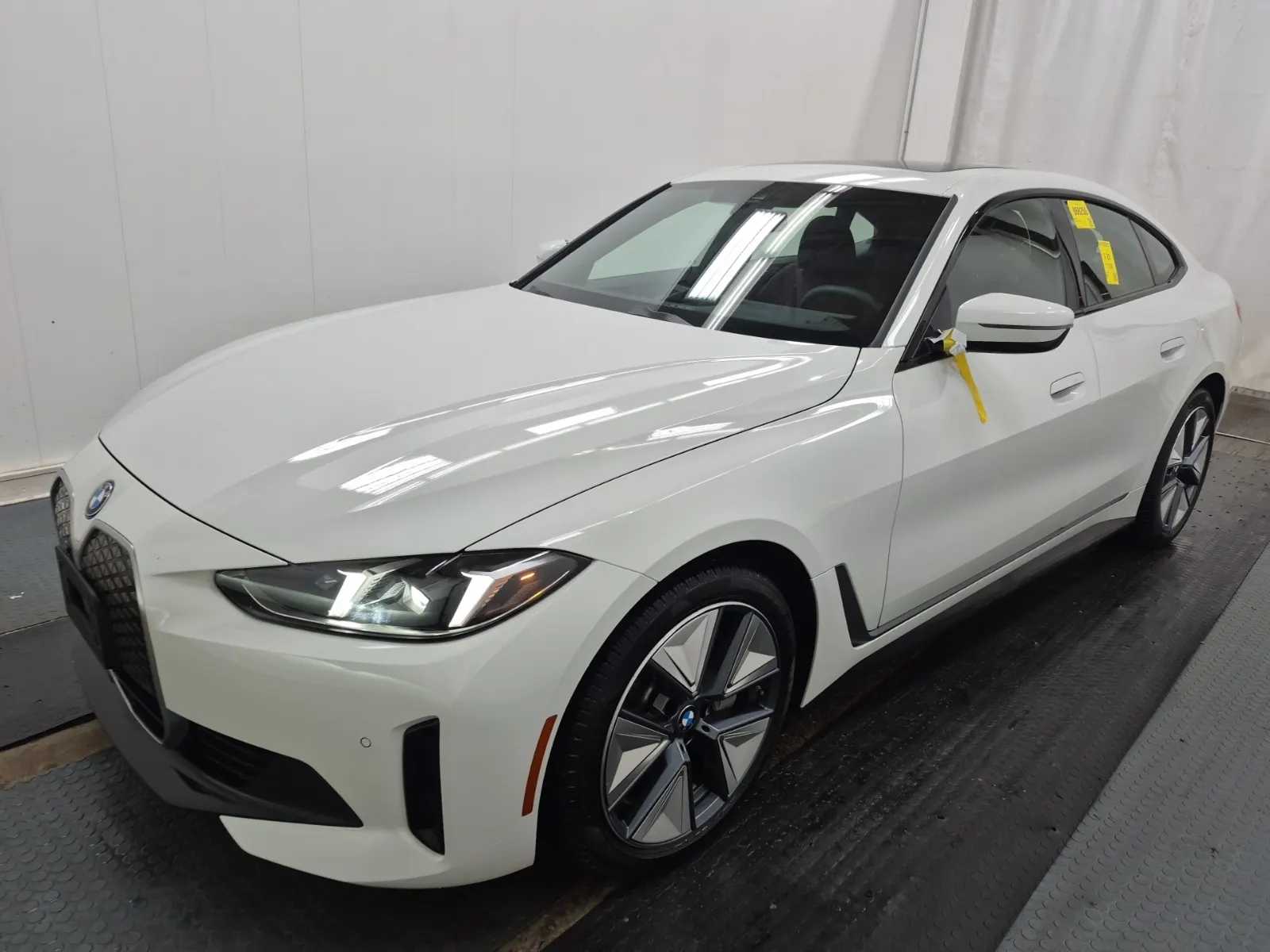 2025 BMW i4