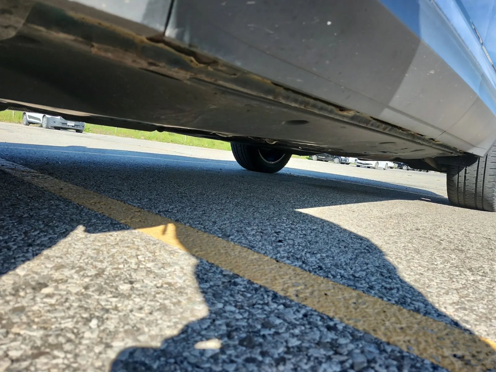 Undercarriage - Driver Photo