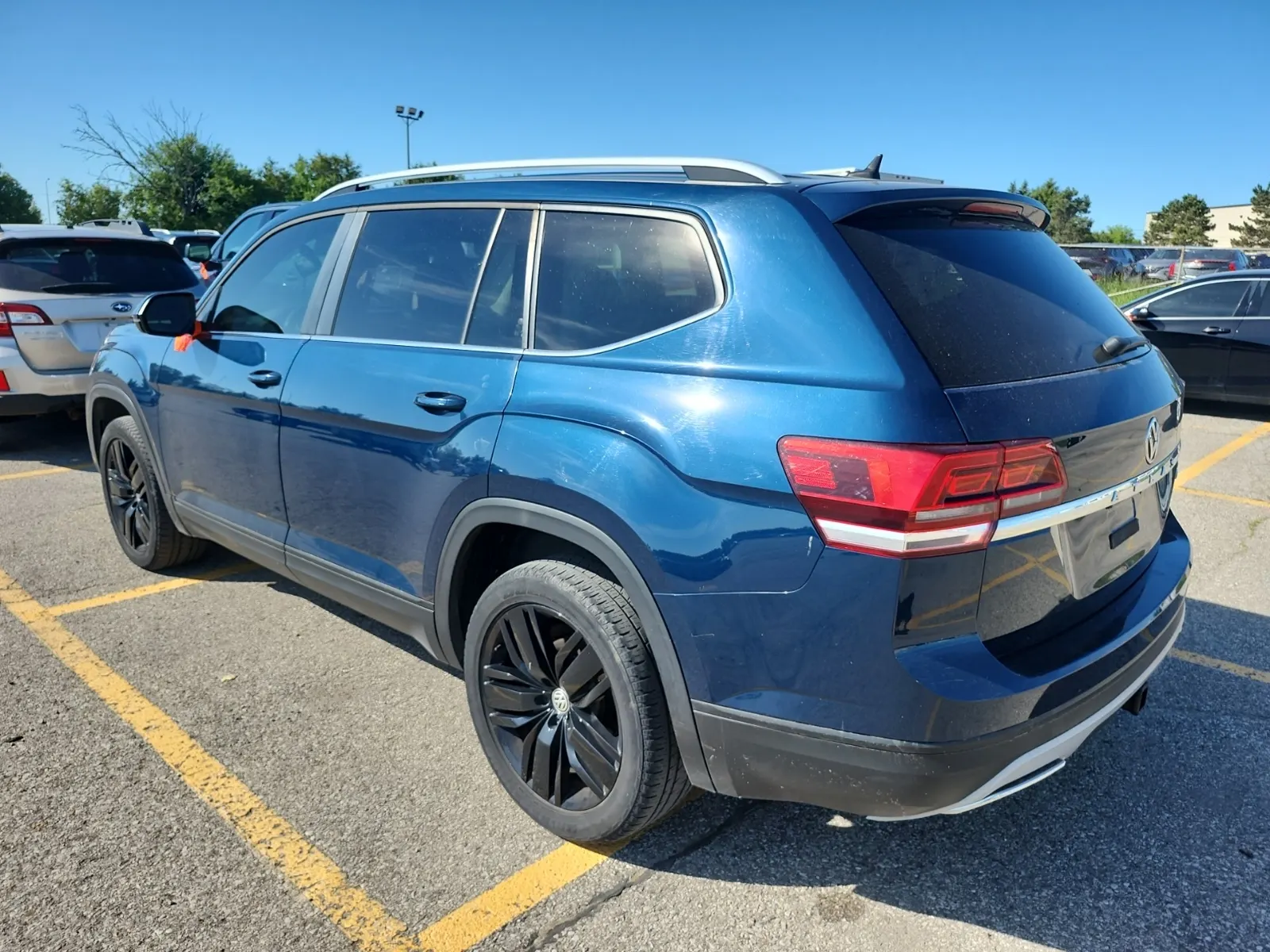 Driver Rear 3/4 Photo