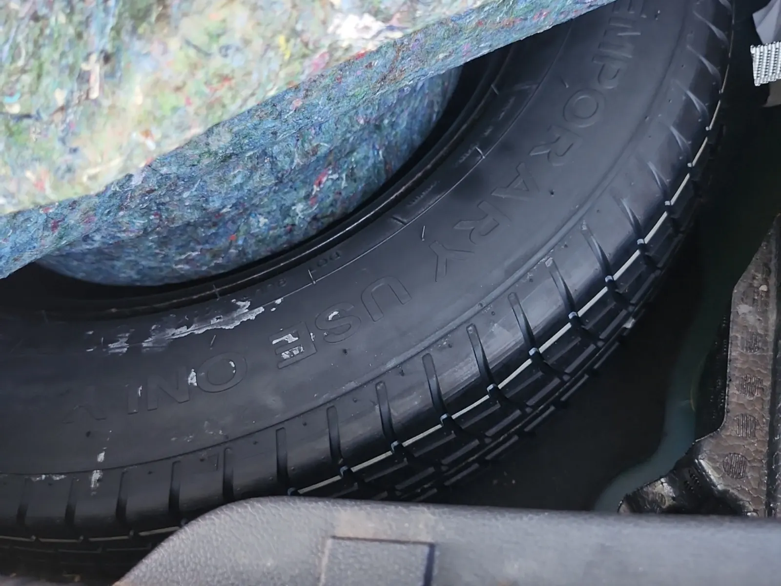 Spare Tire & Wheel Photo