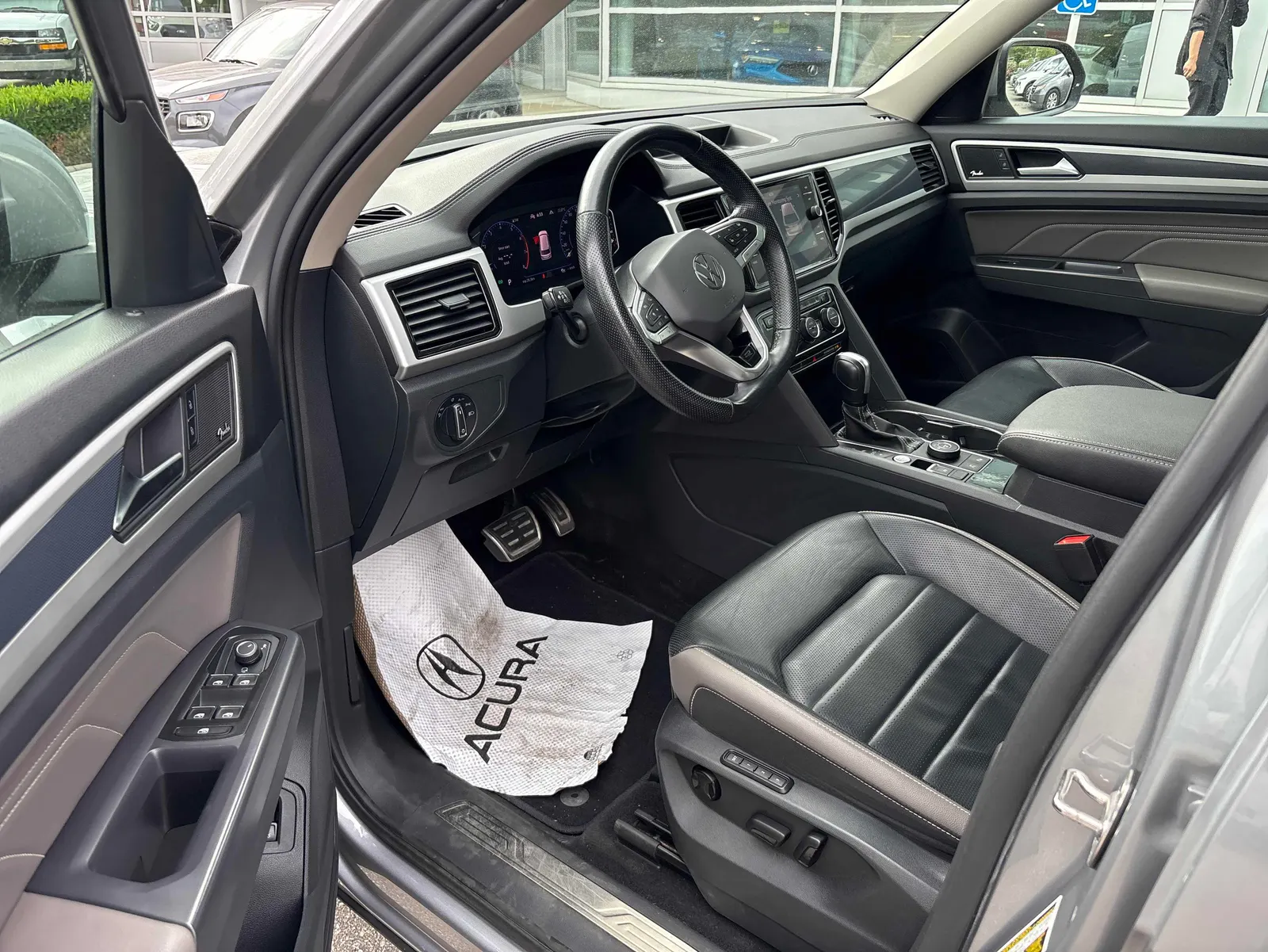 Interior driver side