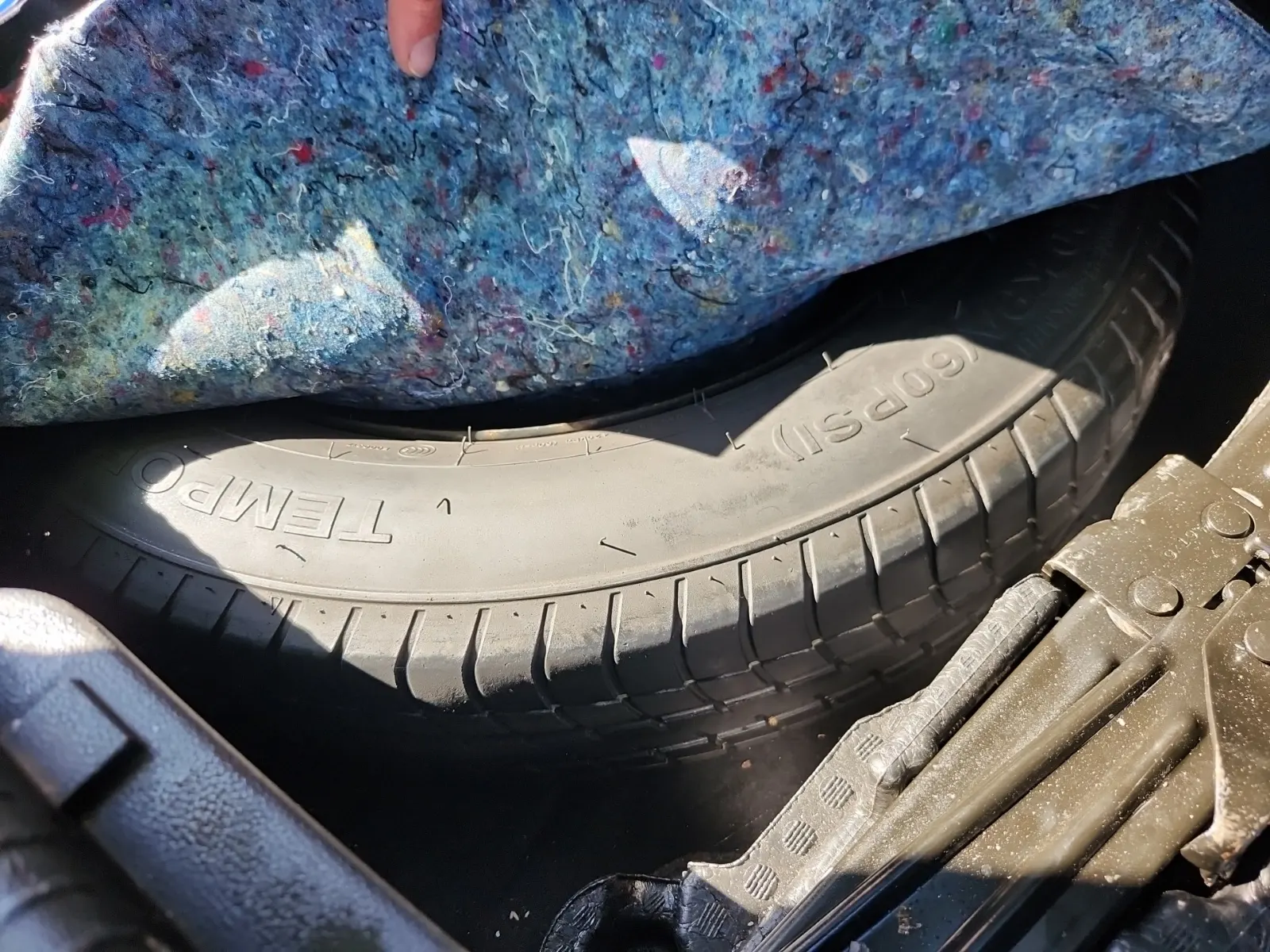 Spare Tire & Wheel Photo