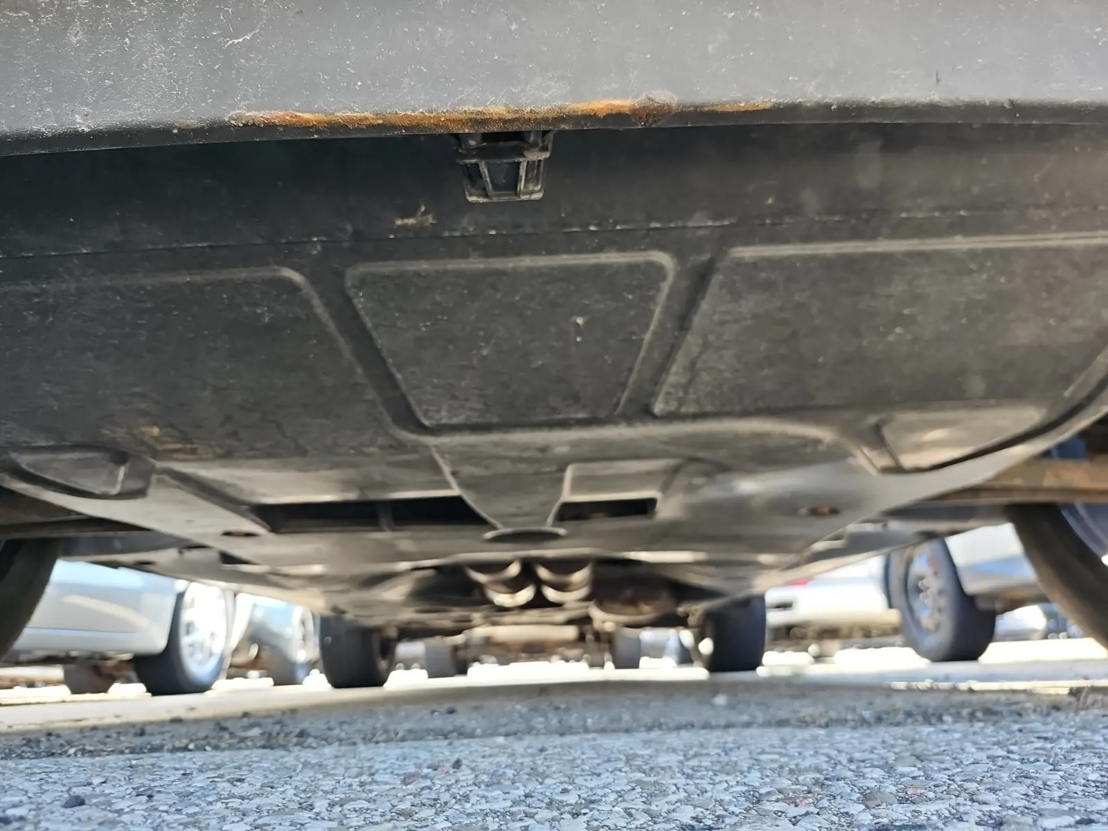 Undercarriage - Front Photo