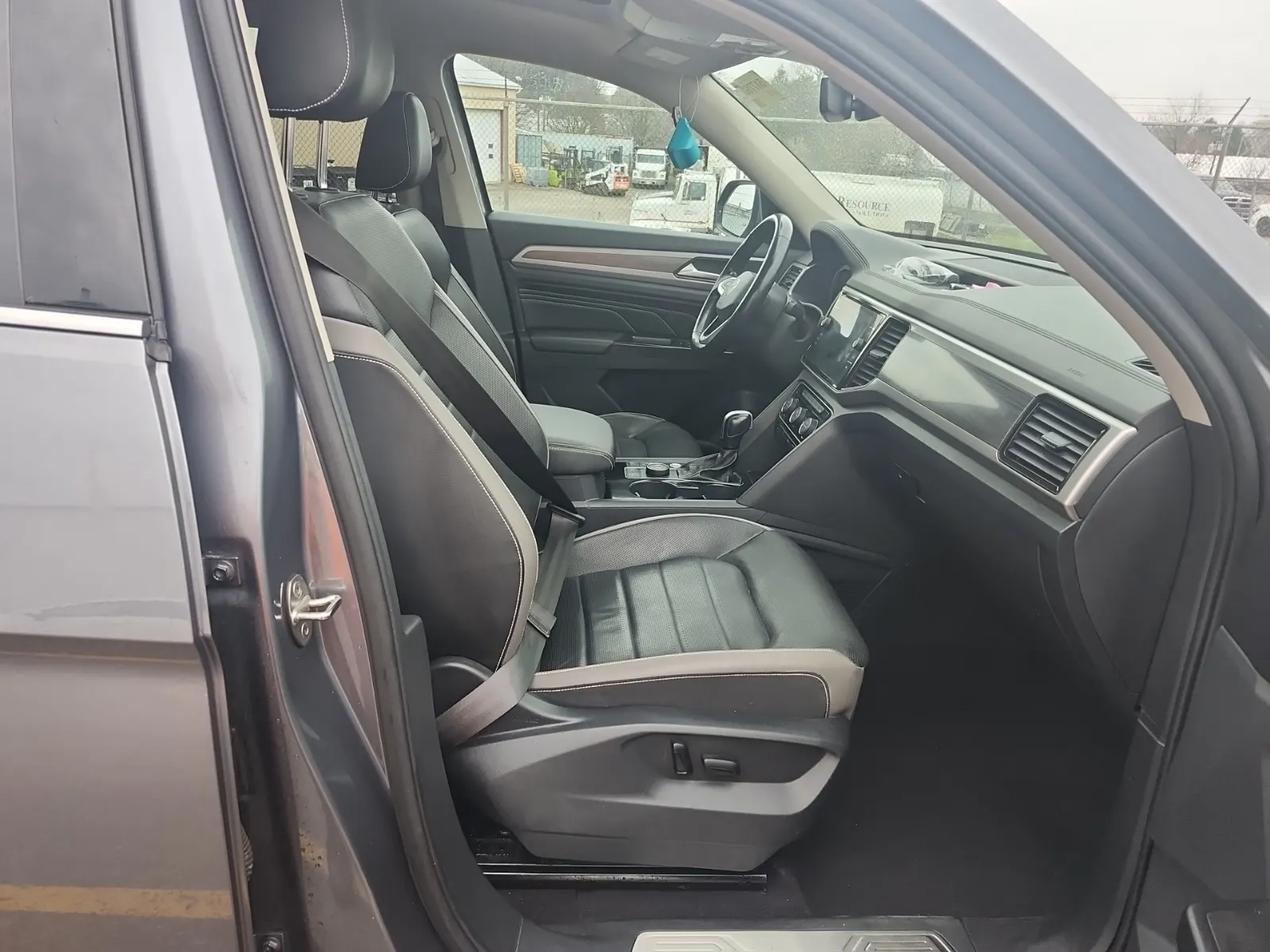 Right Side Interior Photo